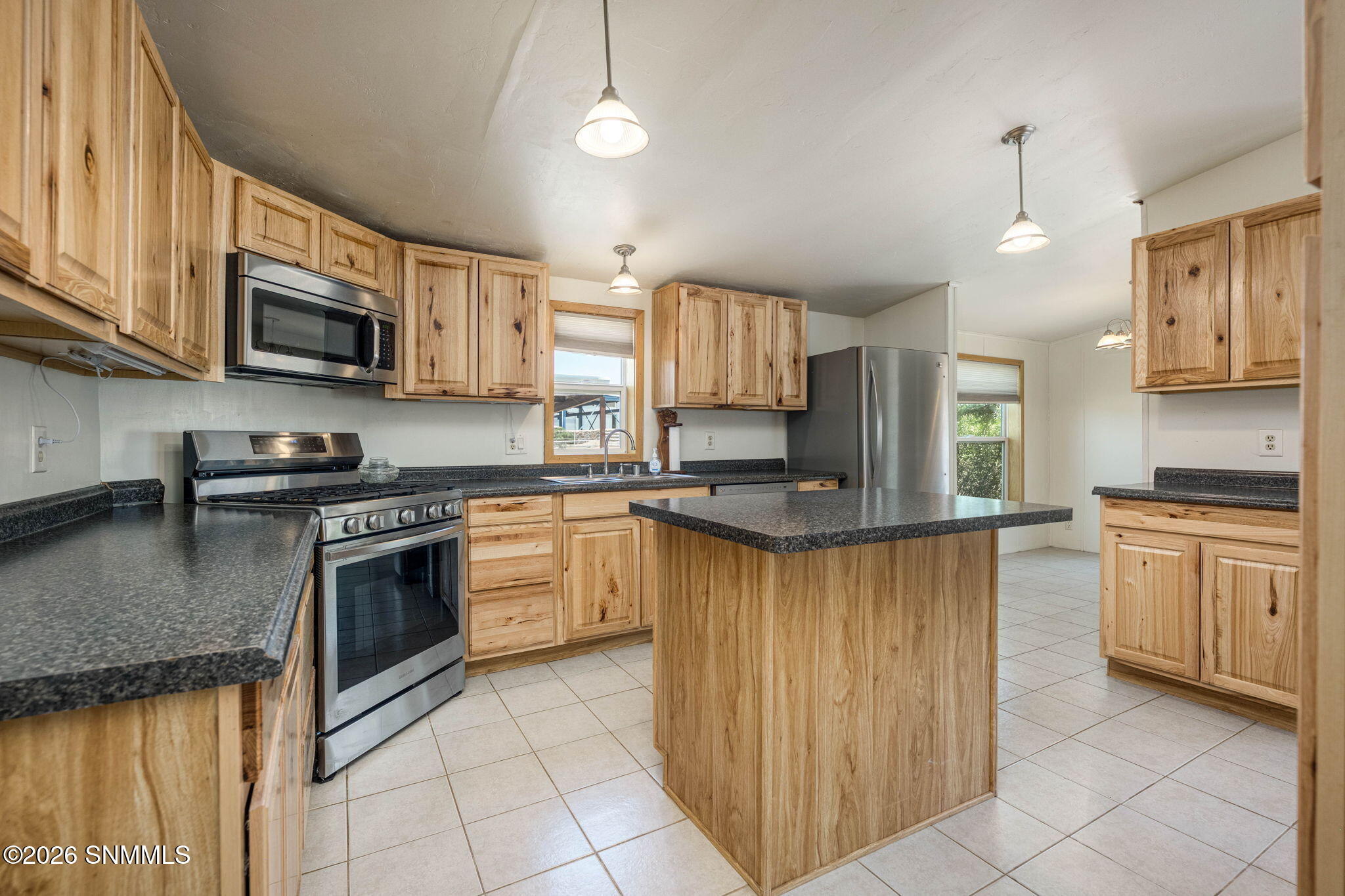 35-web-or-mls-Snappin Homes (DelRey5185)