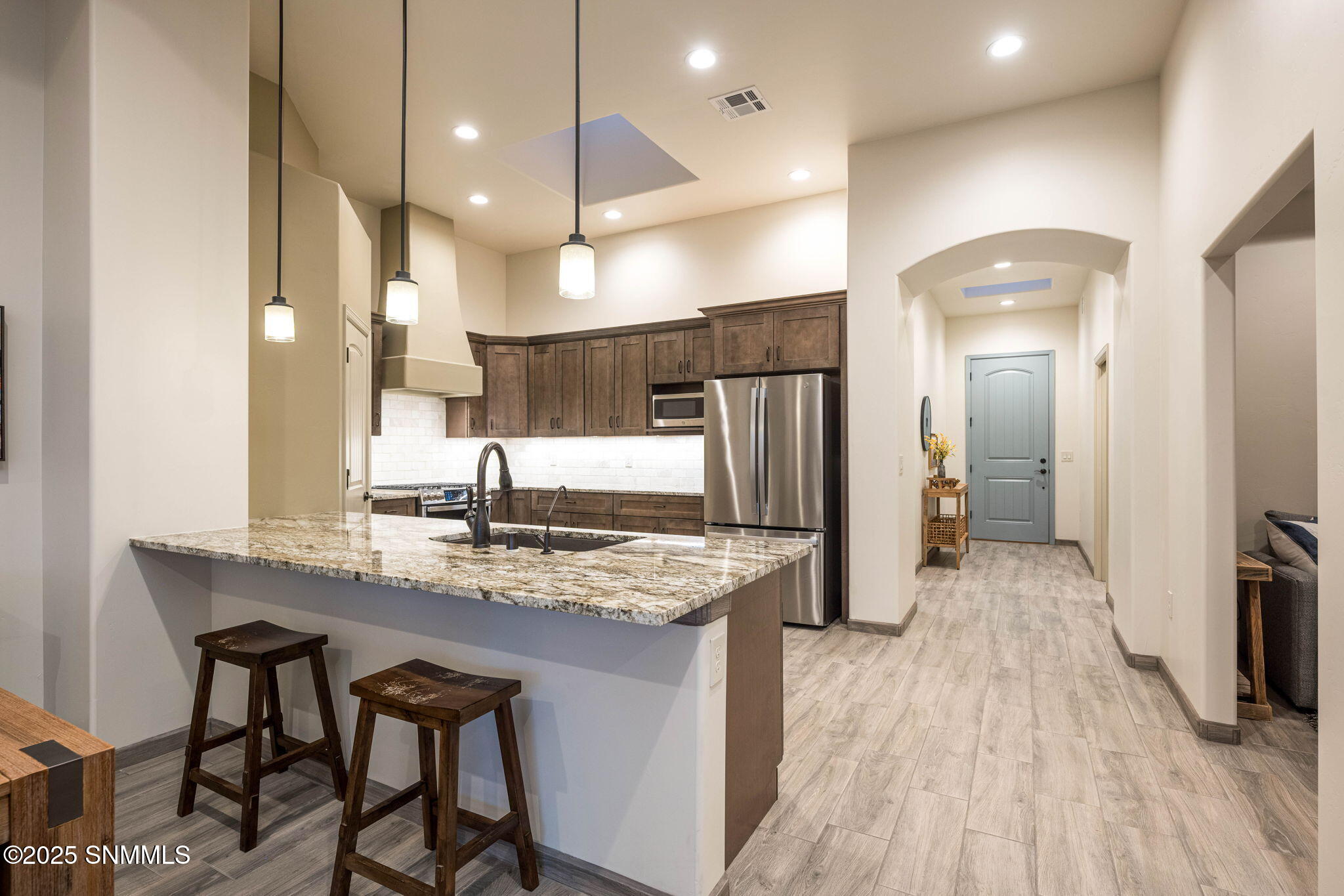 13-web-or-mls-Snappin Homes (WillowBloom