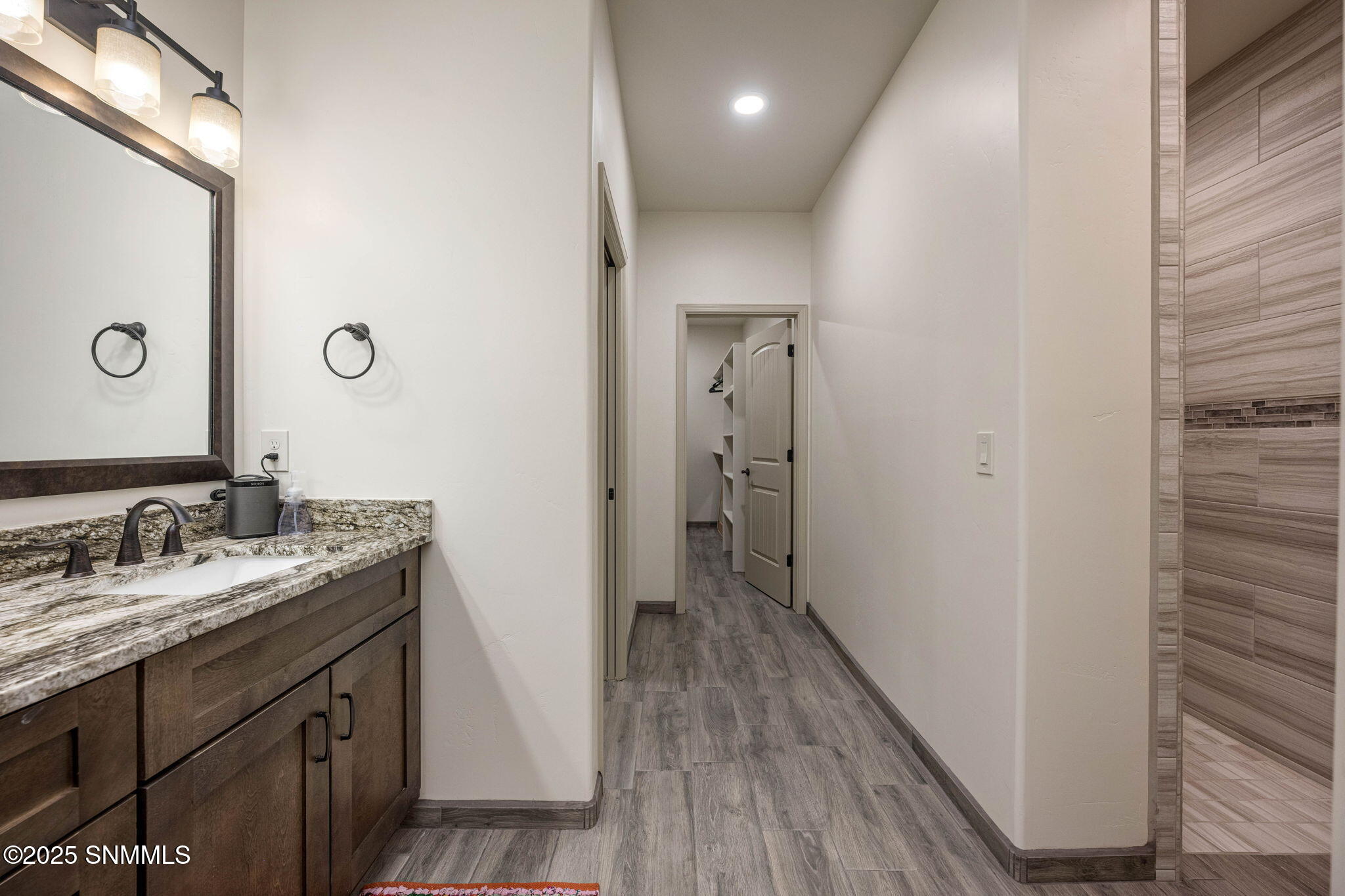 31-web-or-mls-Snappin Homes (WillowBloom