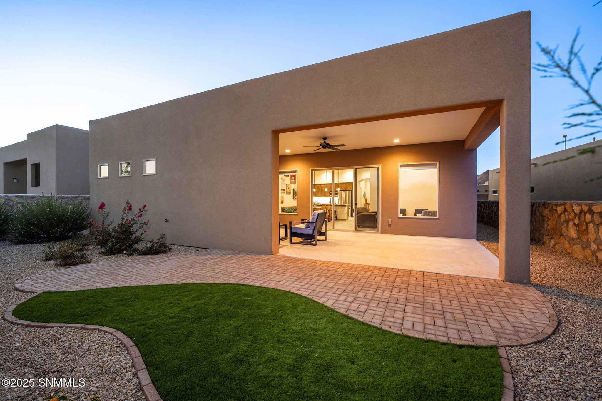 46-web-or-mls-Snappin Homes (WillowBloom