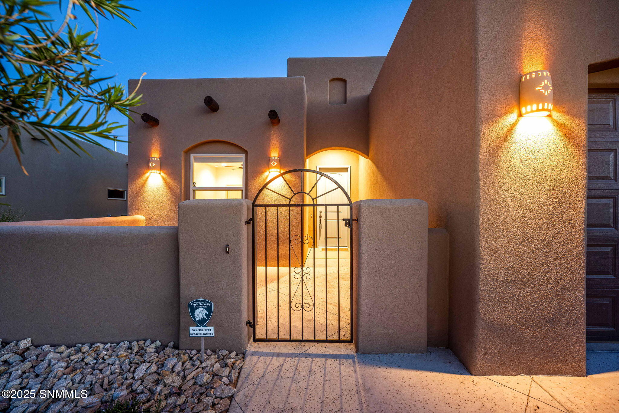 4-web-or-mls-Snappin Homes (WillowBloom8