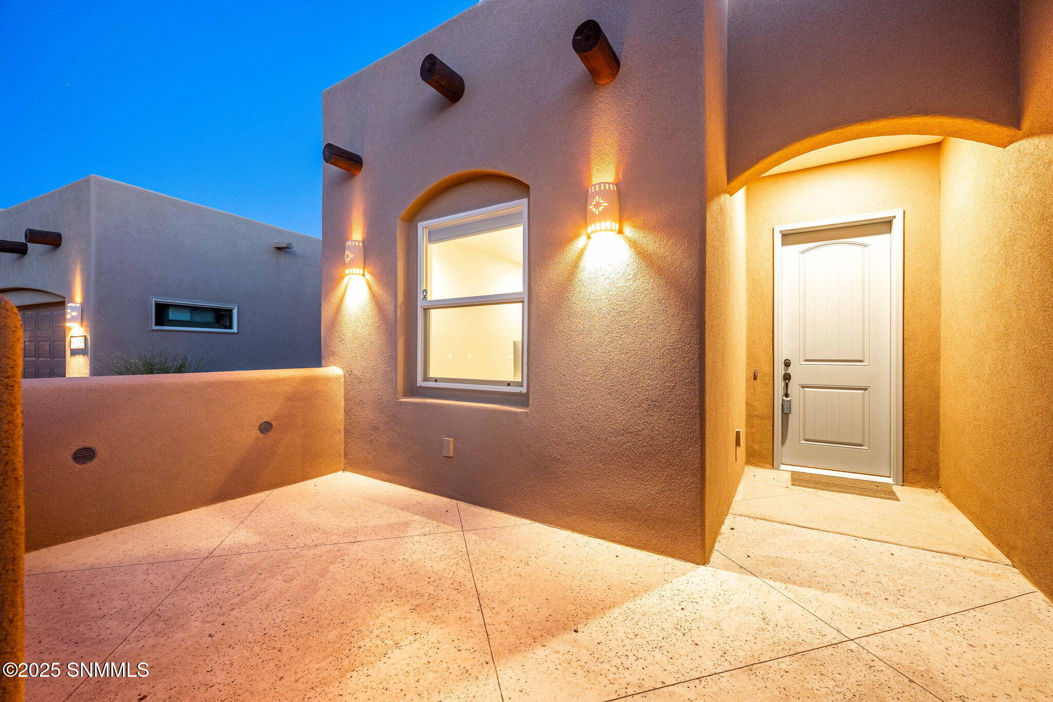 5-web-or-mls-Snappin Homes (WillowBloom8