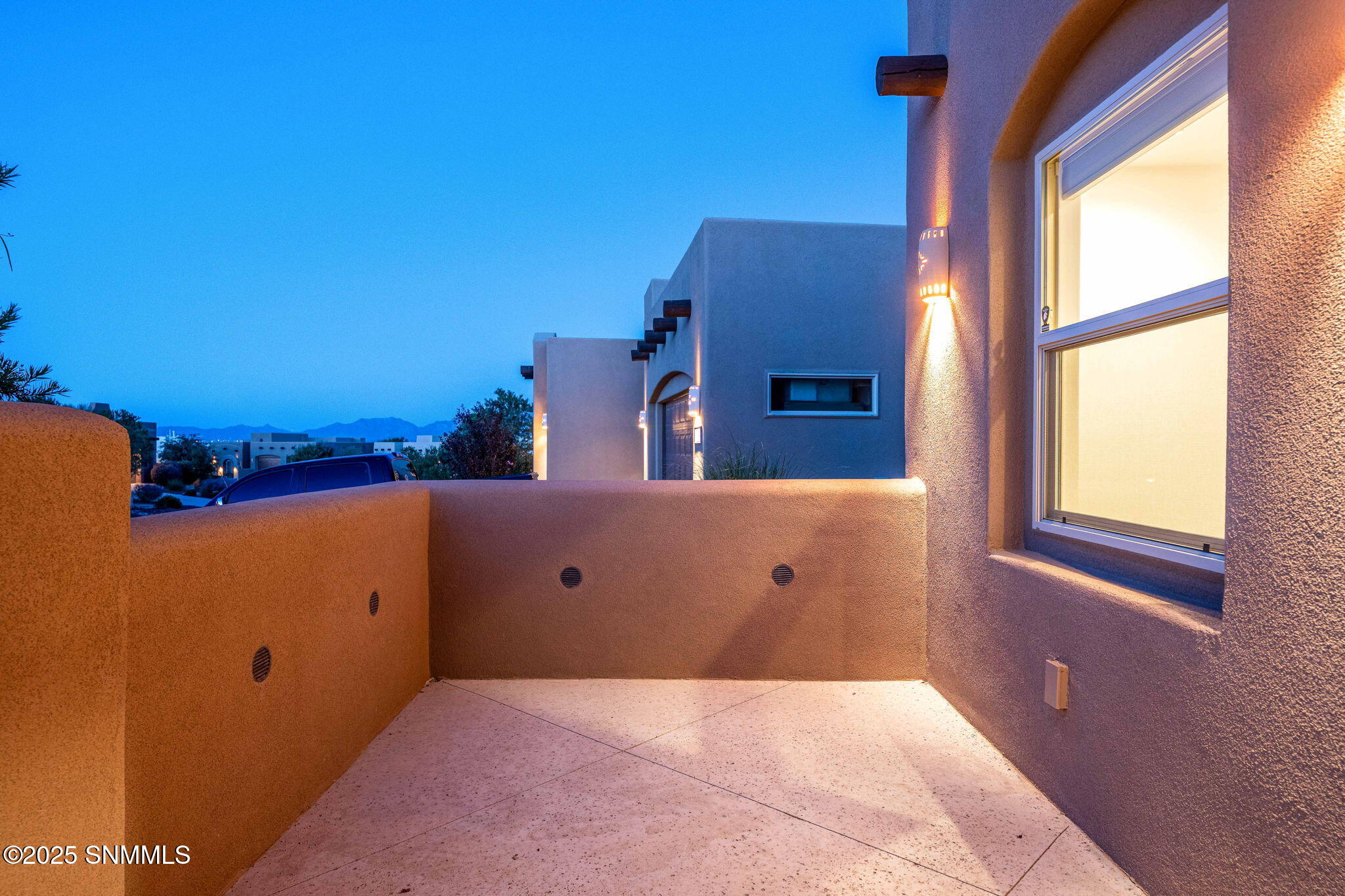 6-web-or-mls-Snappin Homes (WillowBloom8