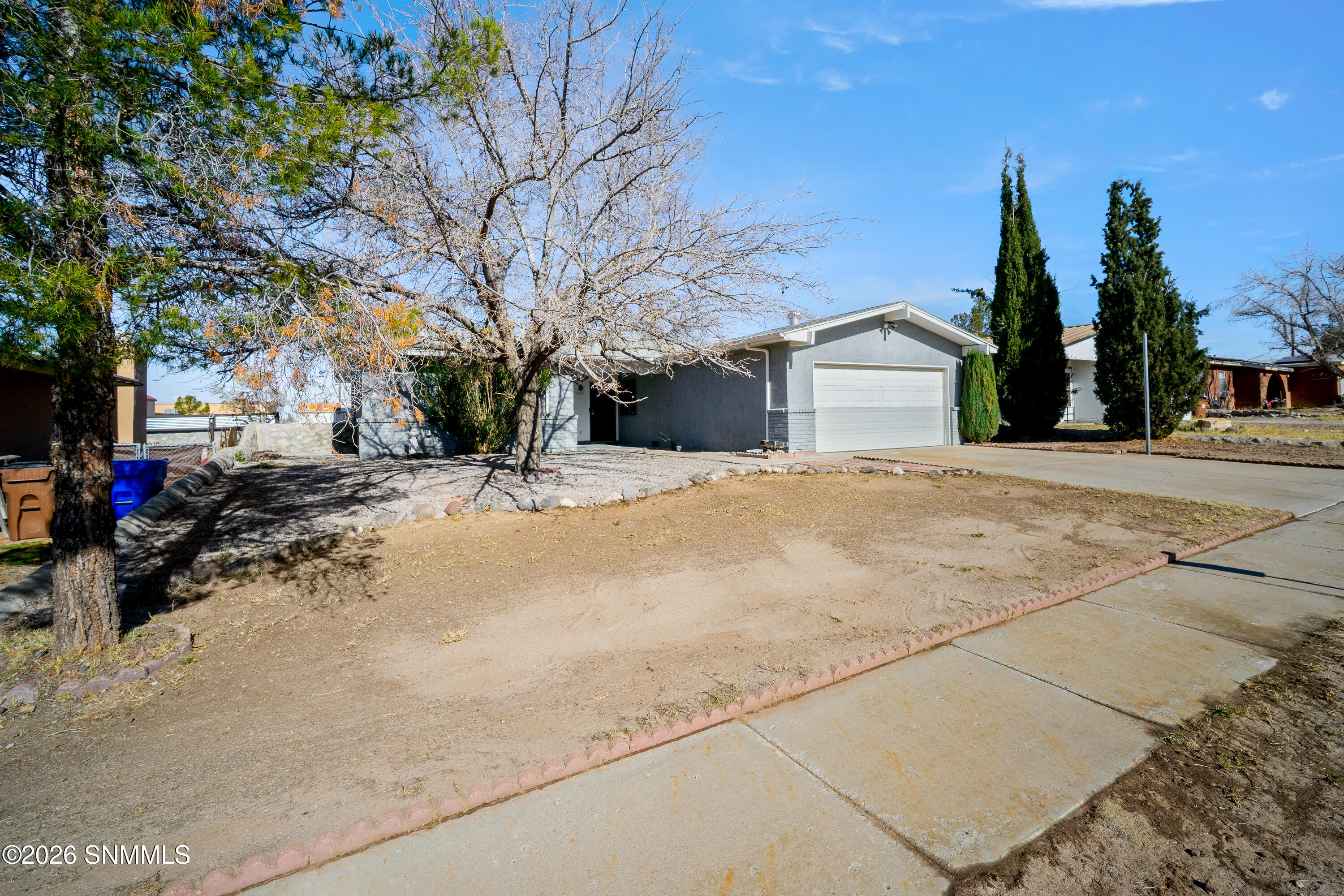 1741-Webster-MLS-Camera-Guy-4