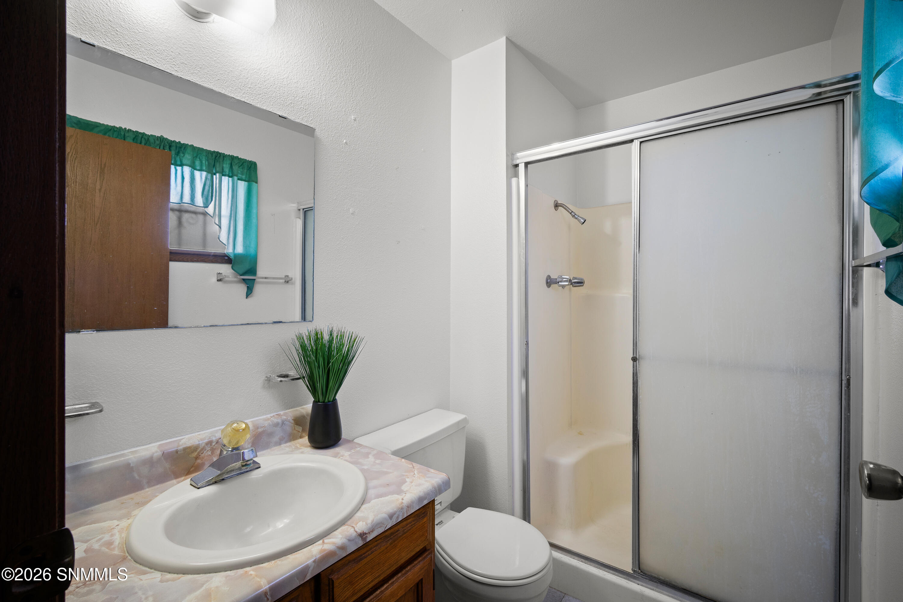 1741-Webster-MLS-Camera-Guy-11