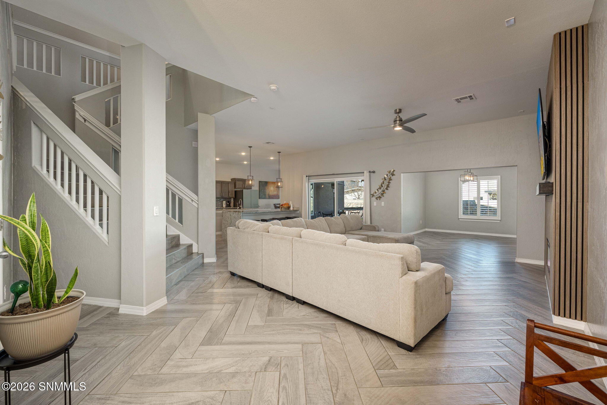 672 La Entrada Cir (58)