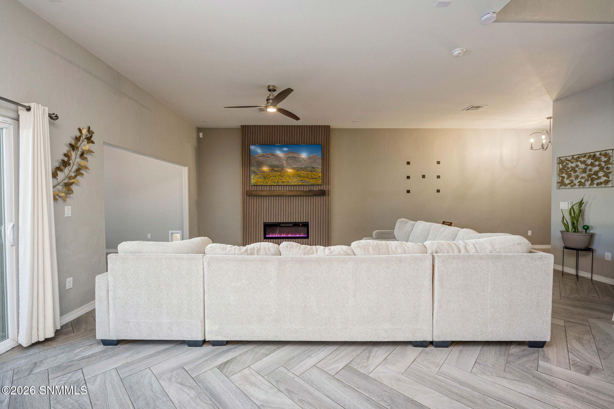 672 La Entrada Cir (60)