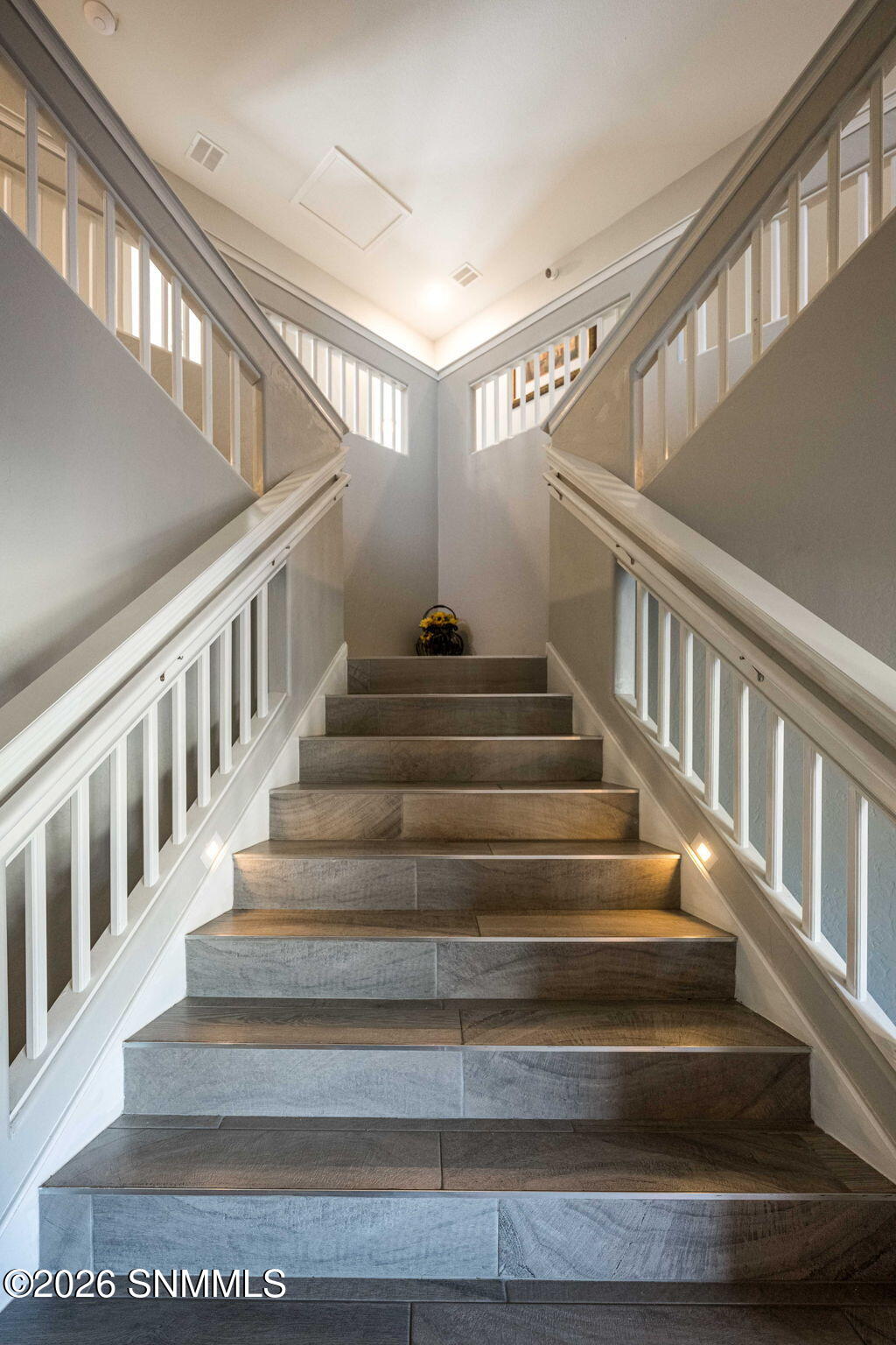 672 La Entrada Cir (2)