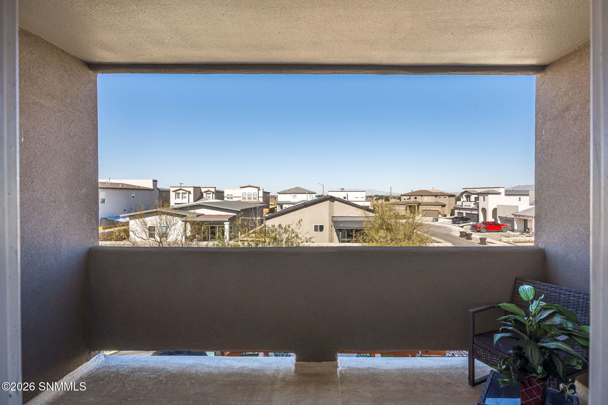 672 La Entrada Cir (8)