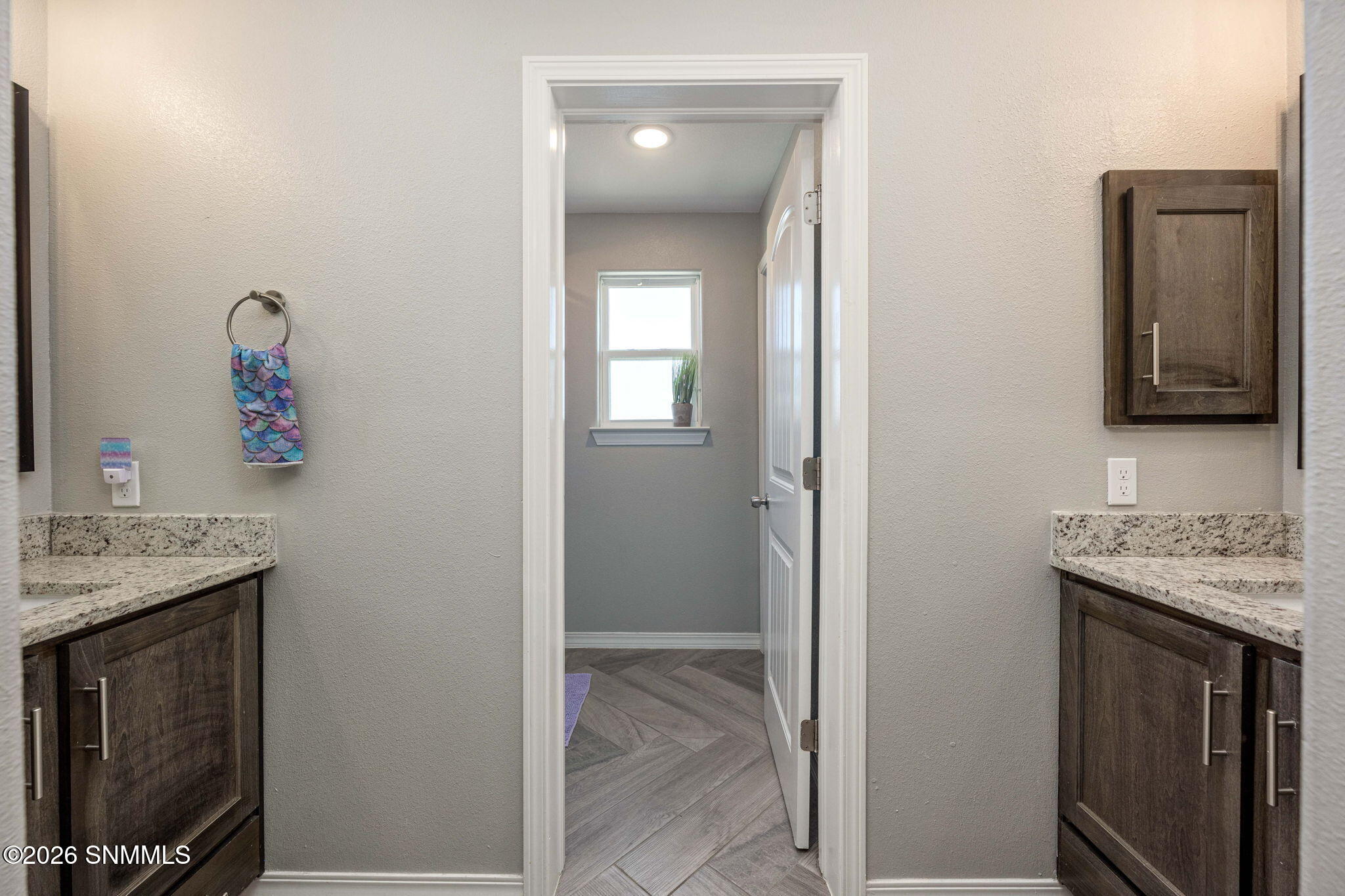 672 La Entrada Cir (32)