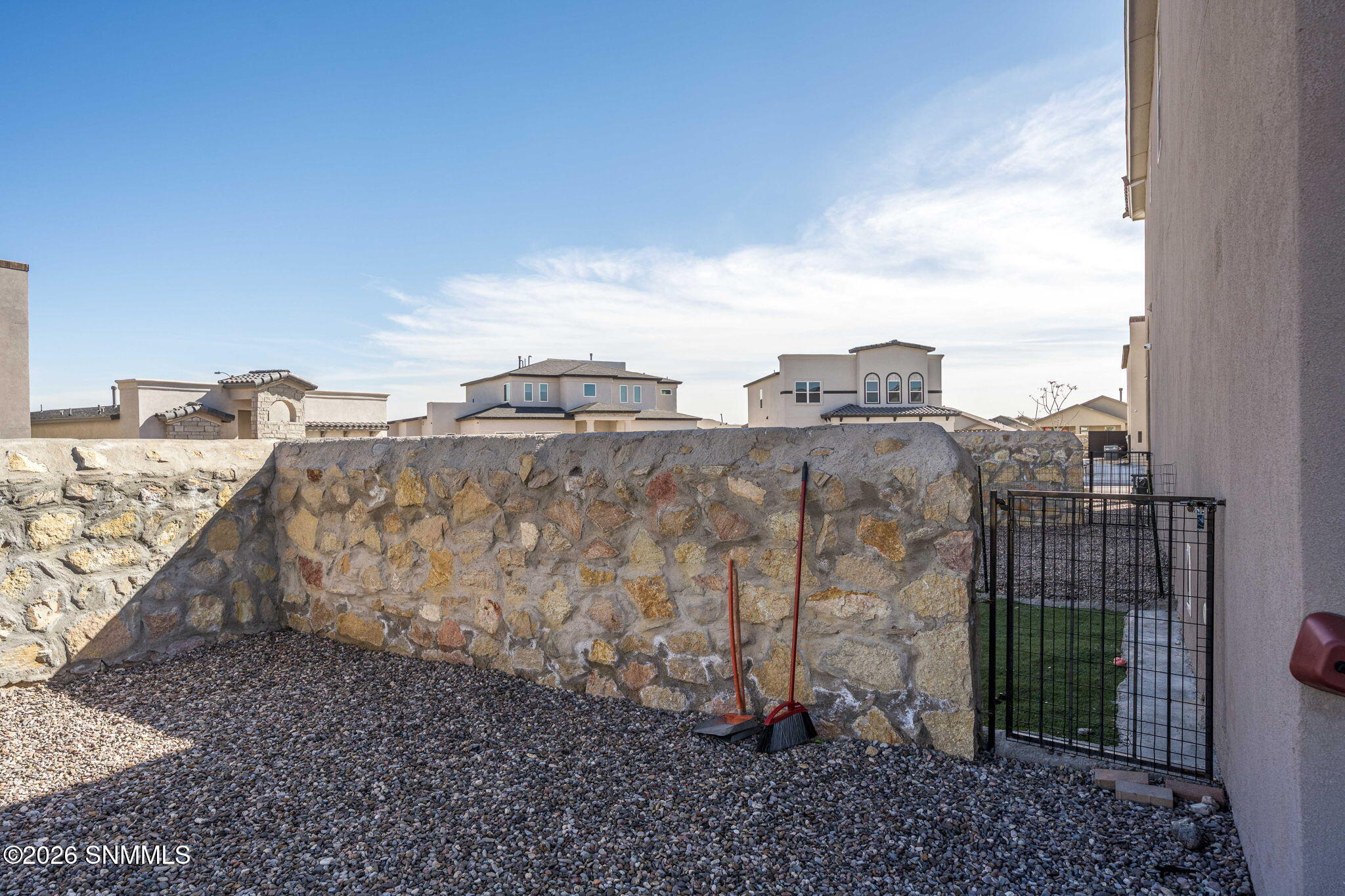 672 La Entrada Cir (48)