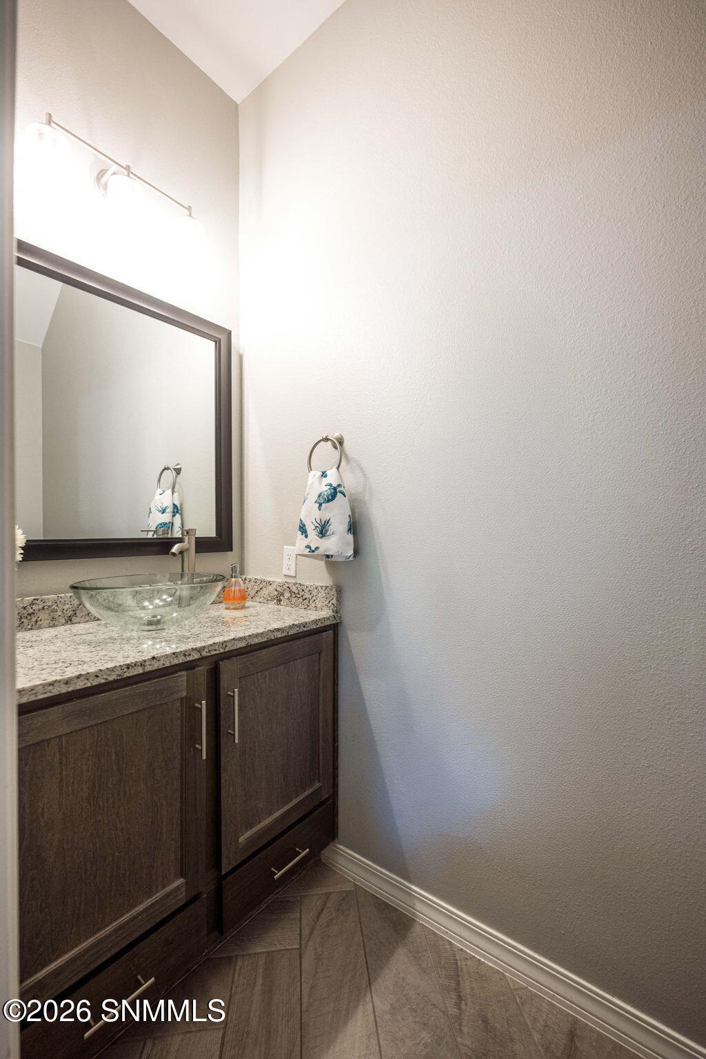 672 La Entrada Cir (73)