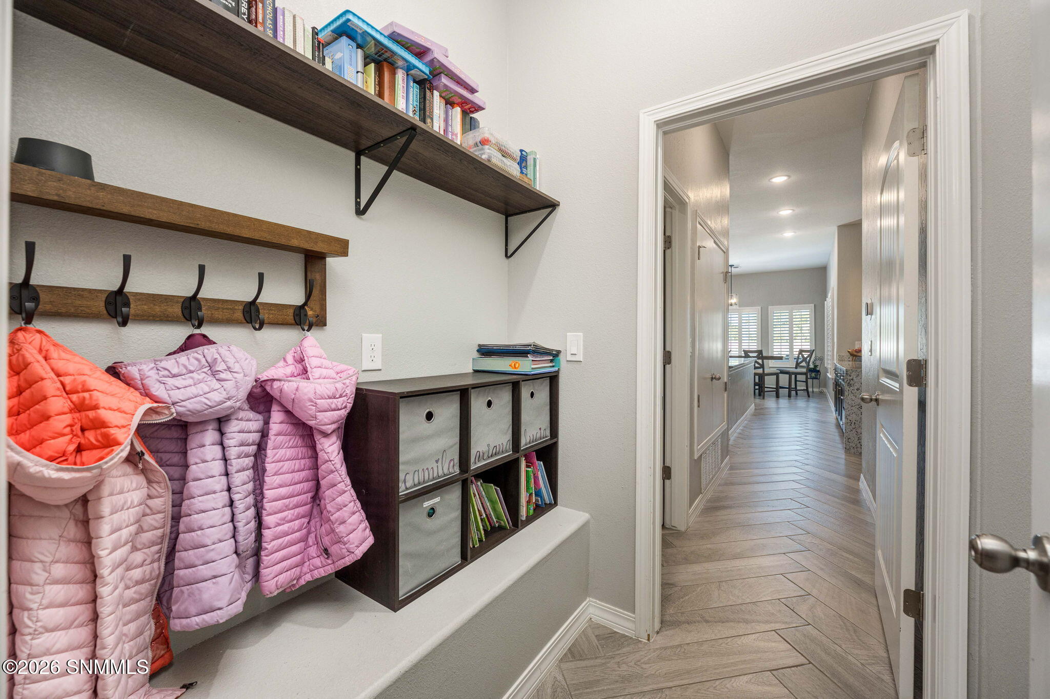 672 La Entrada Cir (75)