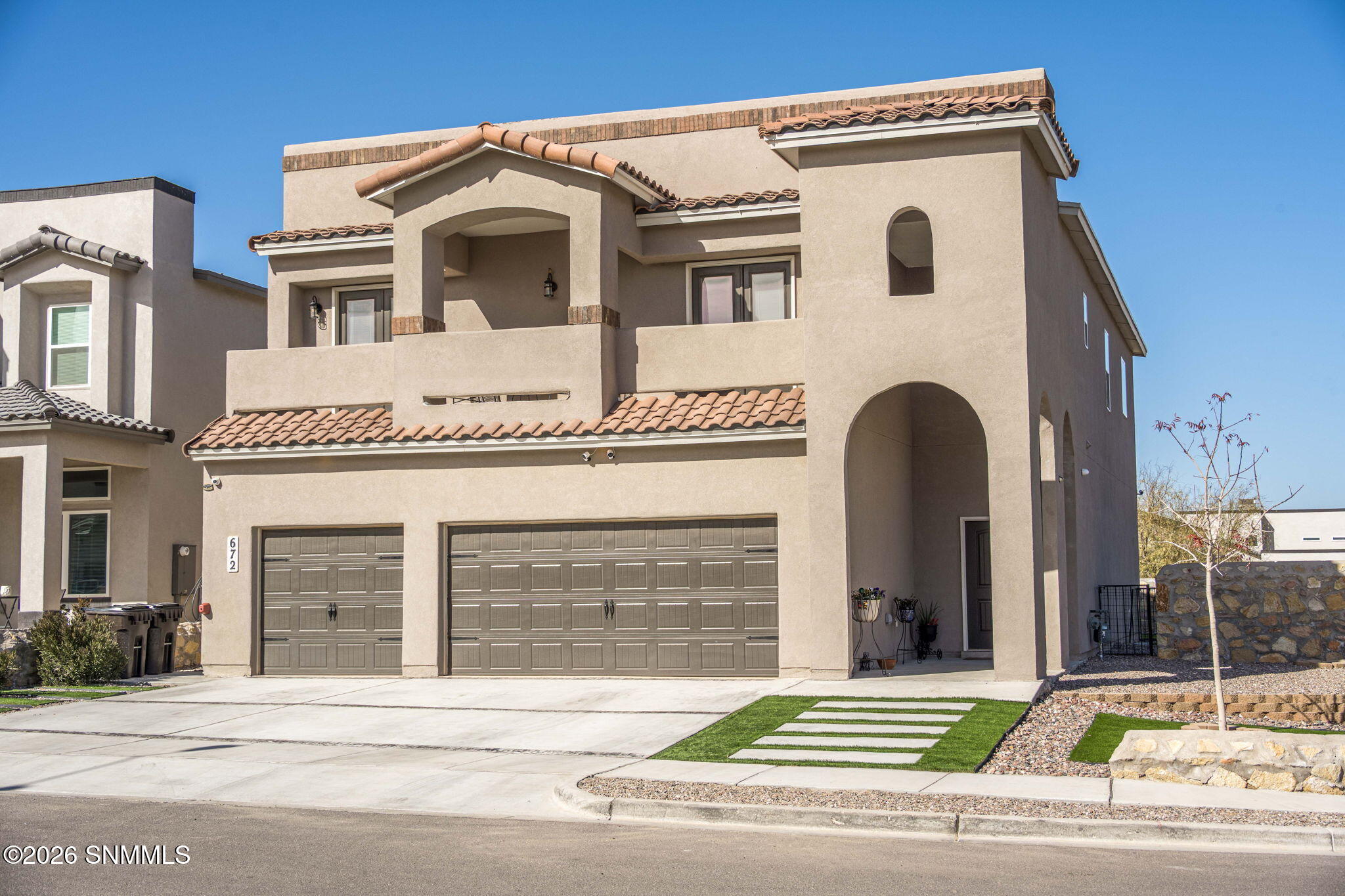 672 La Entrada Cir (53)