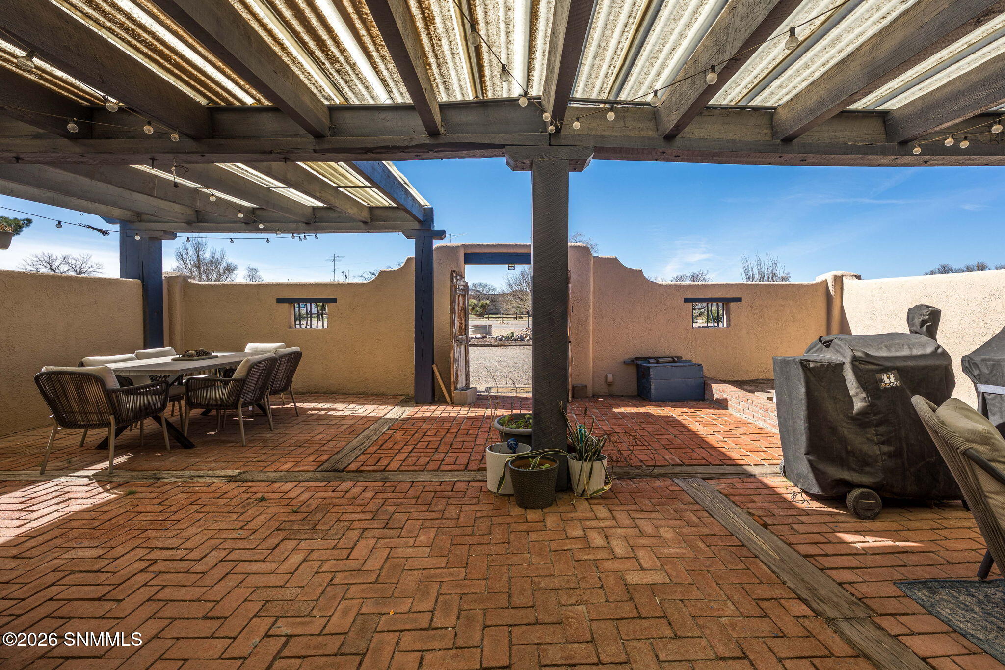 11-web-or-mls-Snappin Homes (Singer5240)