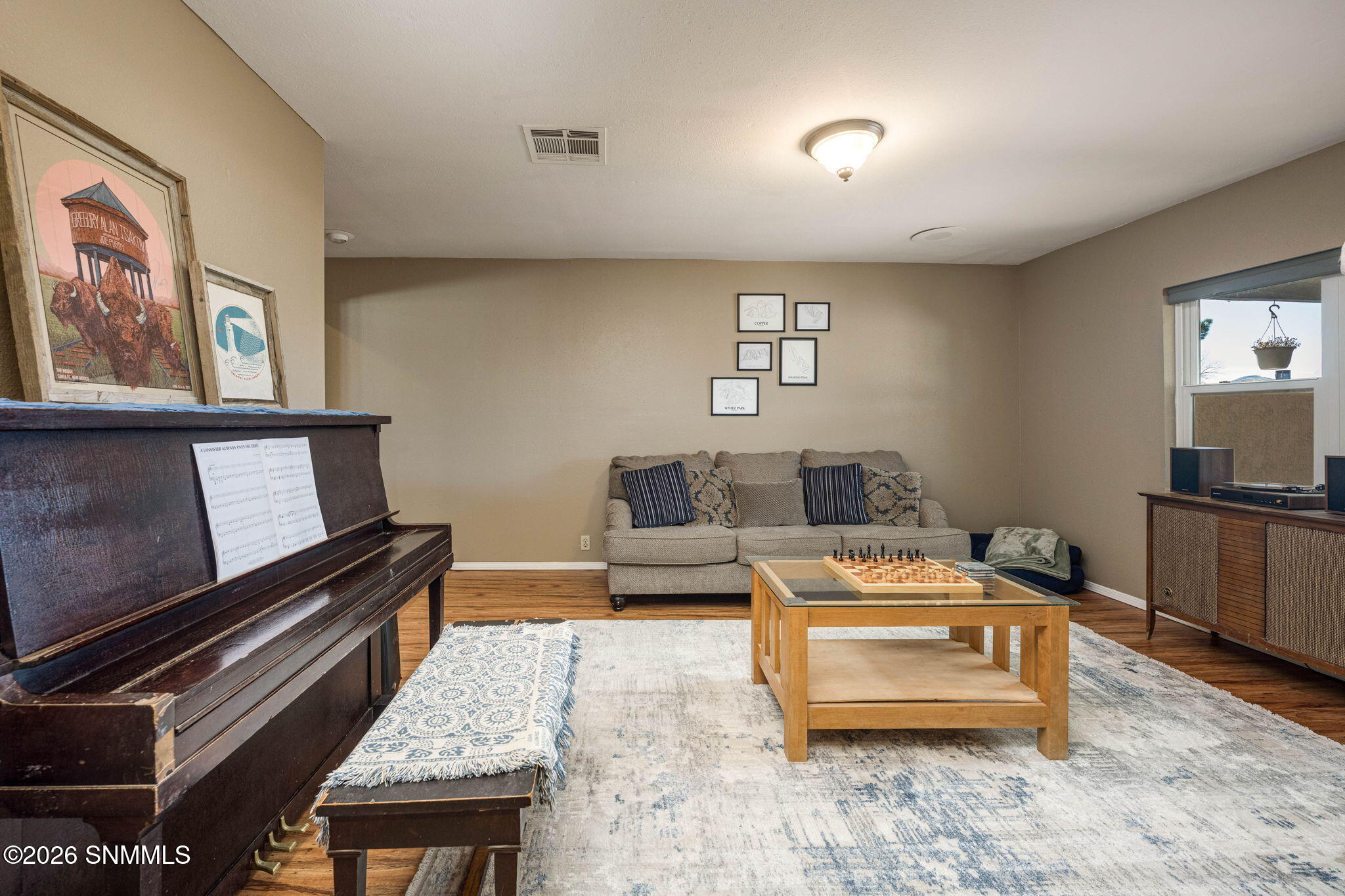 27-web-or-mls-Snappin Homes (Singer5240)