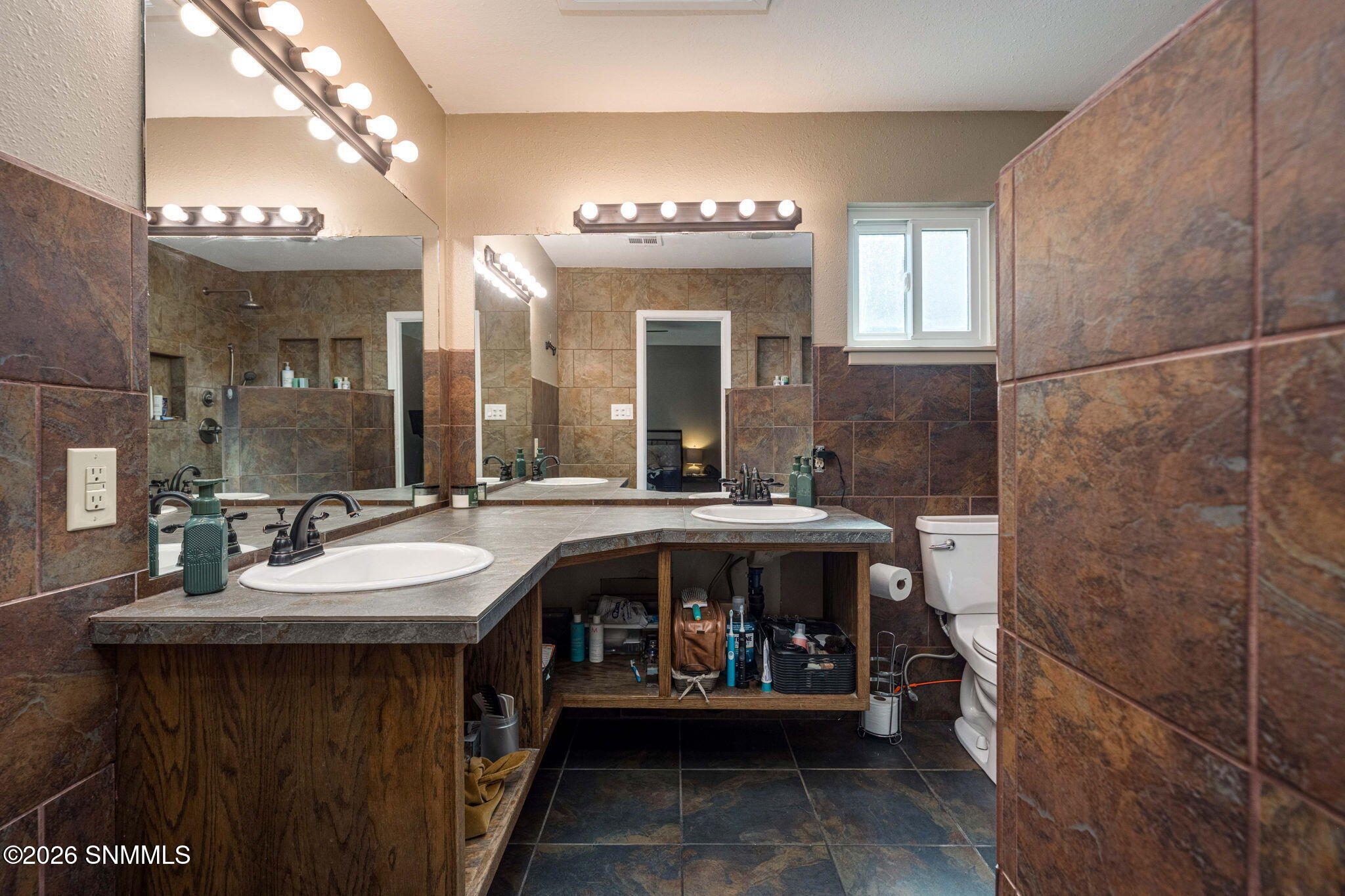 32-web-or-mls-Snappin Homes (Singer5240)