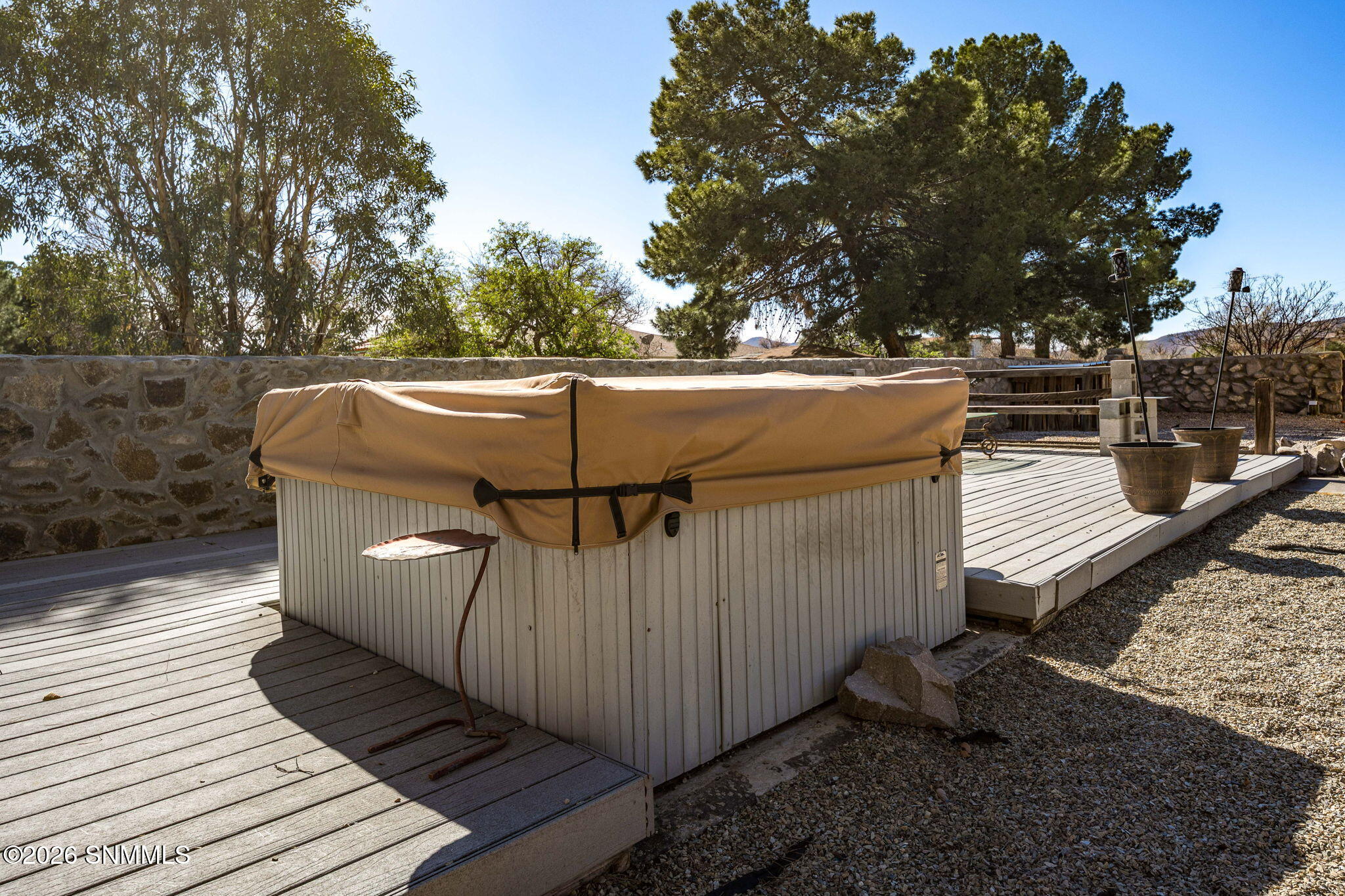 50-web-or-mls-Snappin Homes (Singer5240)