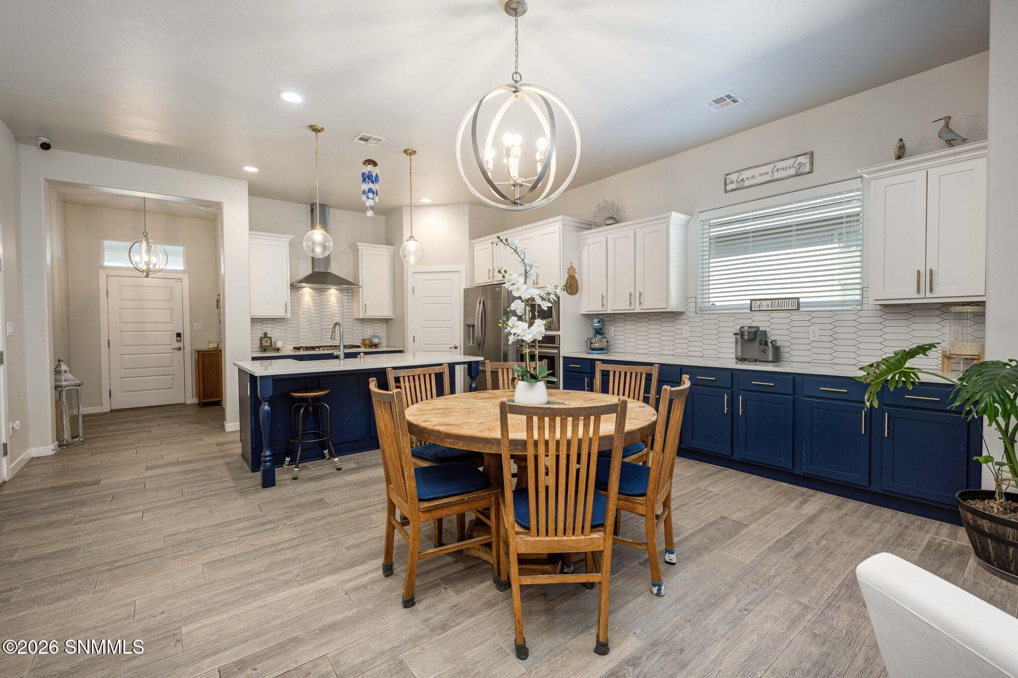 16-web-or-mls-Snappin Homes (MarvinGarde