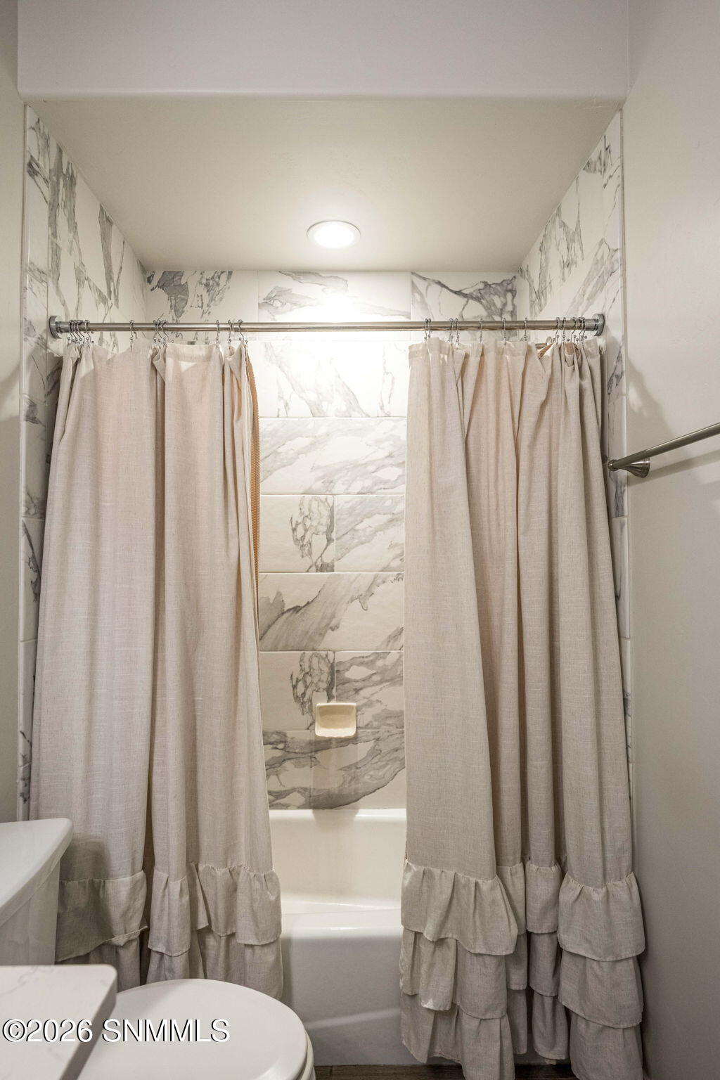 39-web-or-mls-Snappin Homes (MarvinGarde