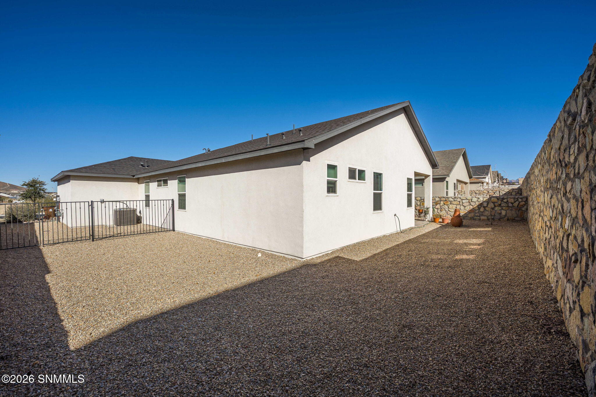 49-web-or-mls-Snappin Homes (MarvinGarde