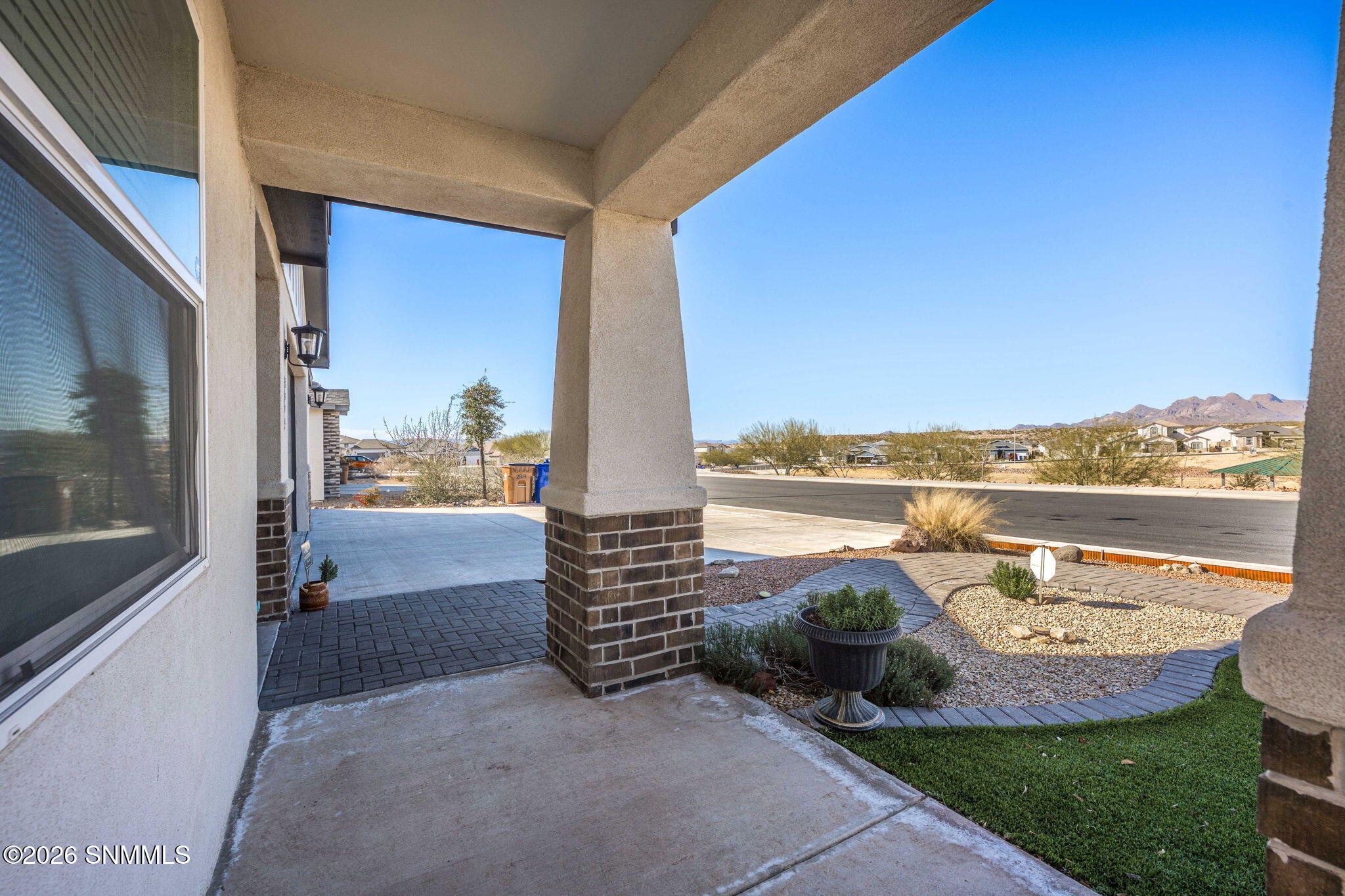 4-web-or-mls-Snappin Homes (MarvinGarden