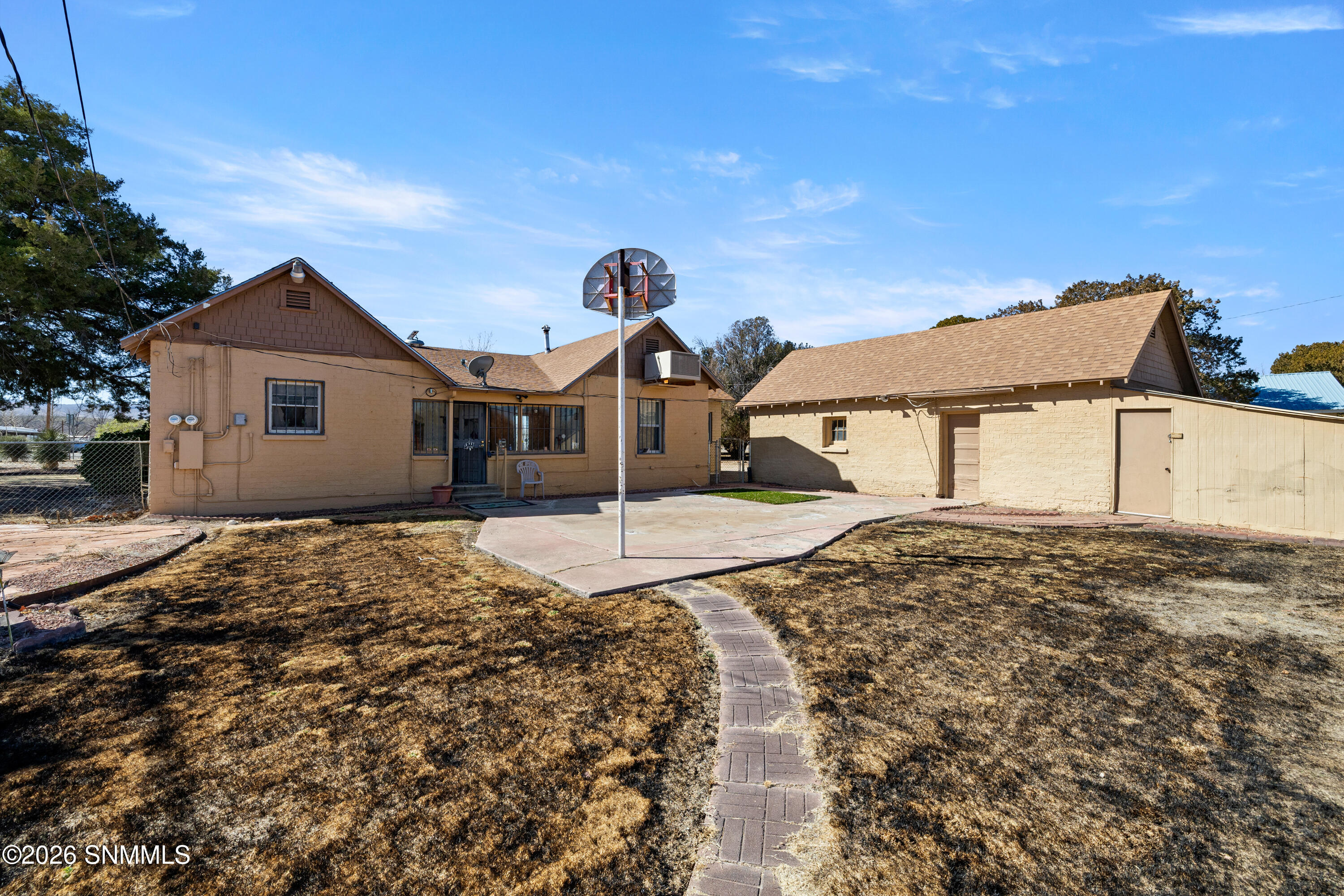 144-NM-187-MLS-Camera-Guy-27