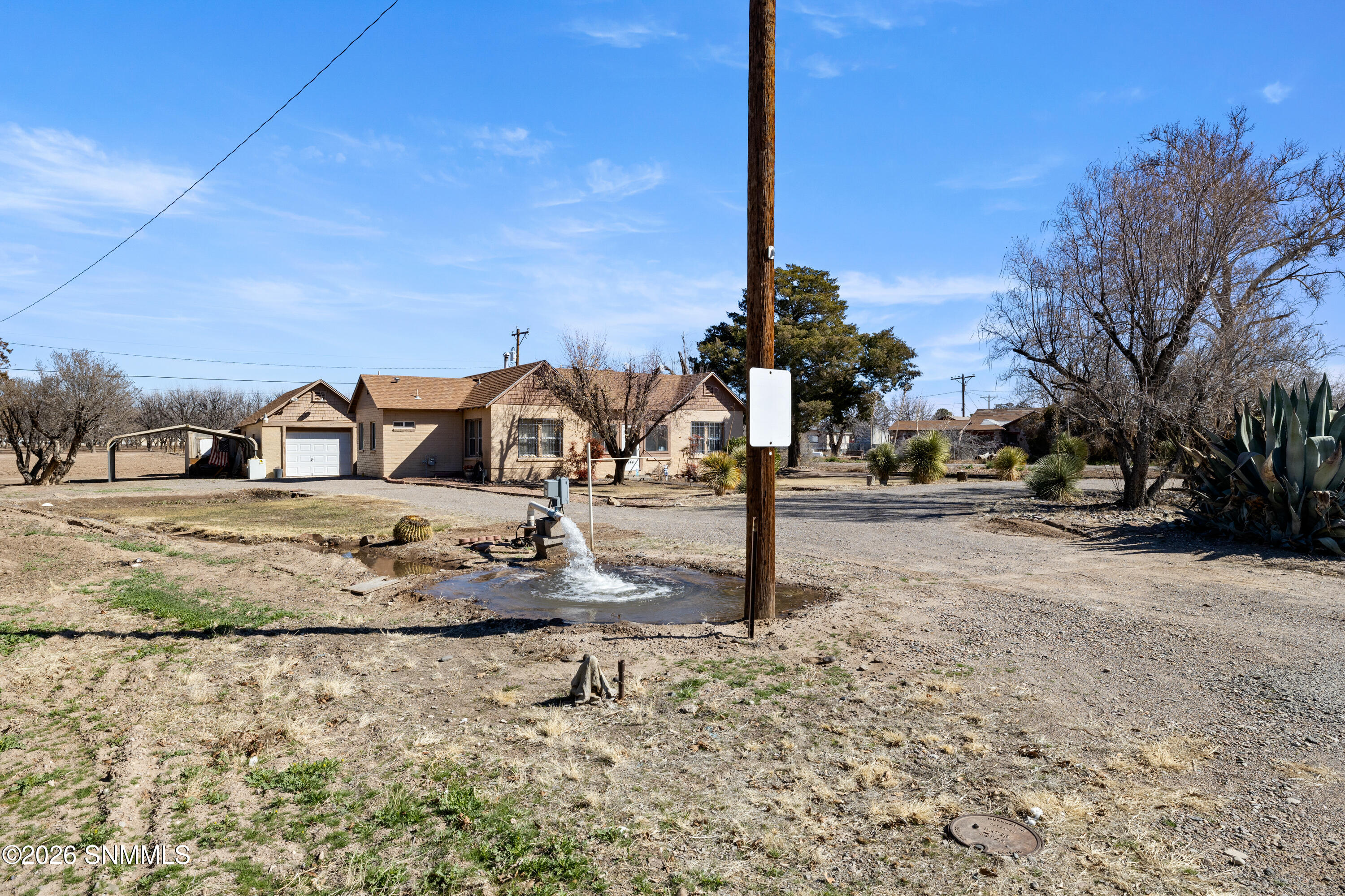 144-NM-187-MLS-Camera-Guy-2