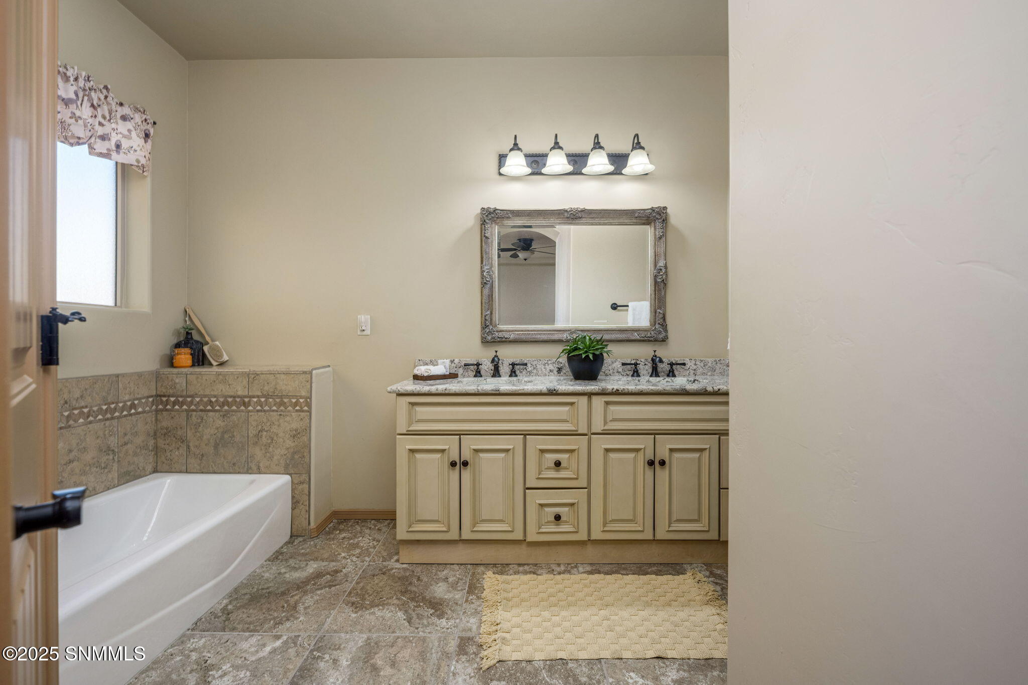 31-web-or-mls-Snappin Homes (SantaMinerv