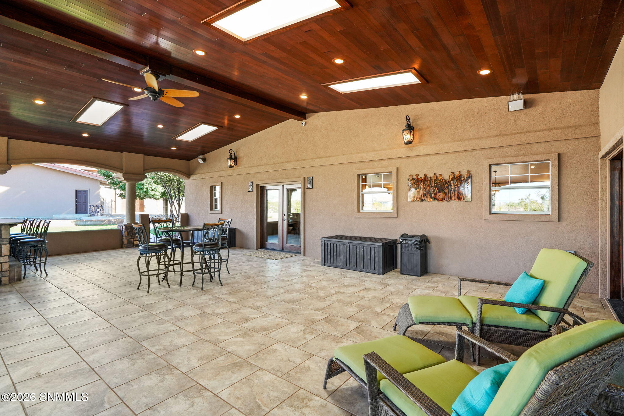 63 Desert Lakes Dr-86