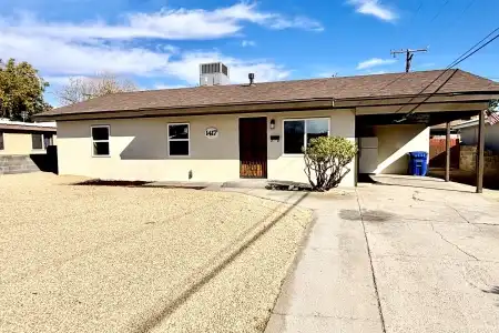 1417 Lees Drive, Las Cruces, New Mexico 88001, 5 Bedrooms Bedrooms, ,1.75 BathroomsBathrooms,Residential,For Sale,Lees,2503598