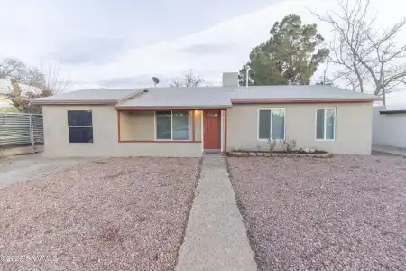 1104 Gardner Avenue, Las Cruces, New Mexico 88001, 3 Bedrooms Bedrooms, ,1.75 BathroomsBathrooms,Residential,For Sale,Gardner,2600441
