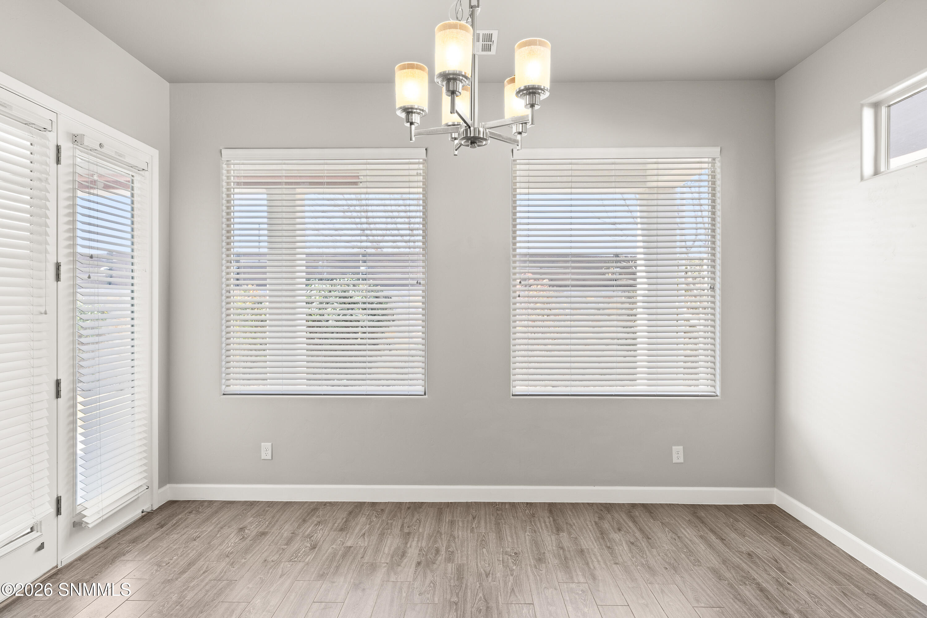 3717-Santa-Rosa-MLS-Camera-Guy-12