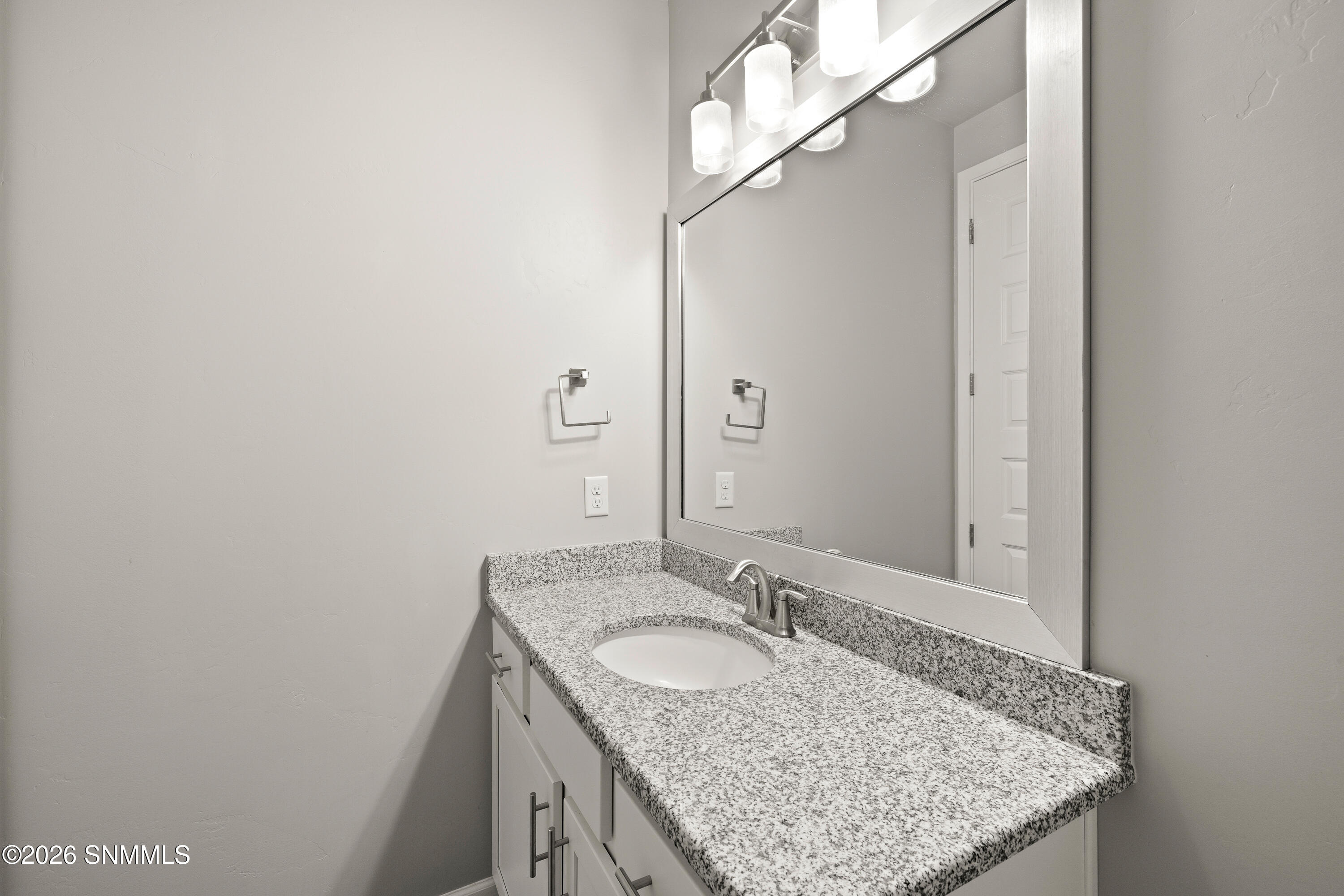 3717-Santa-Rosa-MLS-Camera-Guy-19