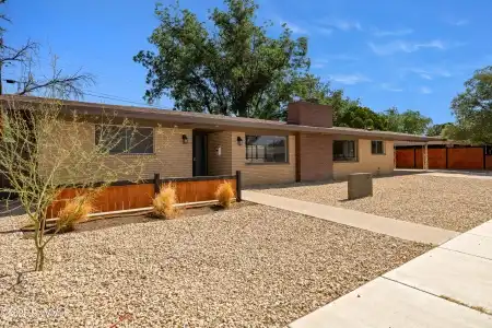 240 Townsend Terrace, Las Cruces, New Mexico 88005, 3 Bedrooms Bedrooms, ,2 BathroomsBathrooms,Residential,For Sale,Townsend,2503935