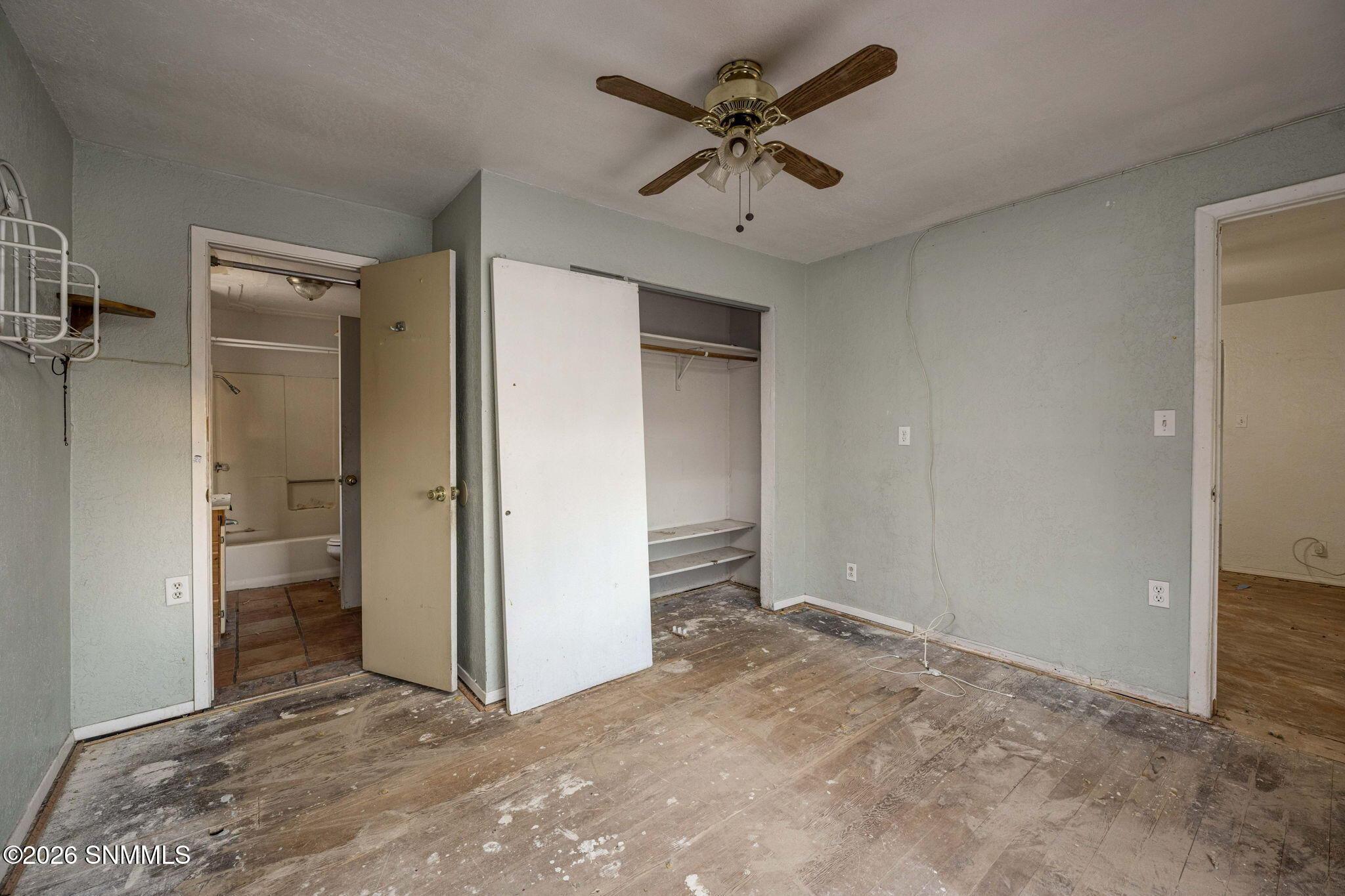 16-web-or-mls-Snappin Homes (Brownlee990