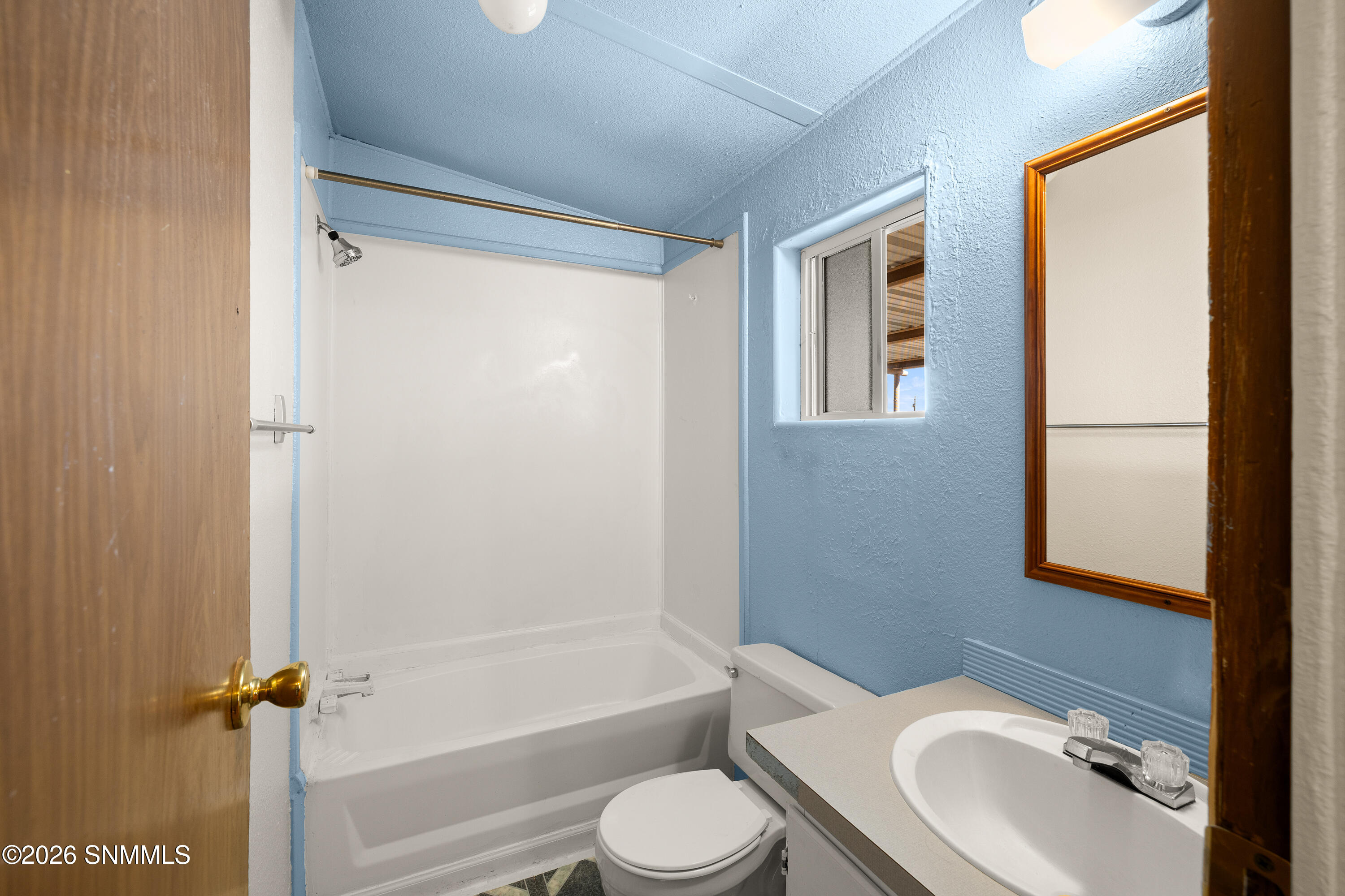 719-N-Zinc-MLS-Camera-Guy-28