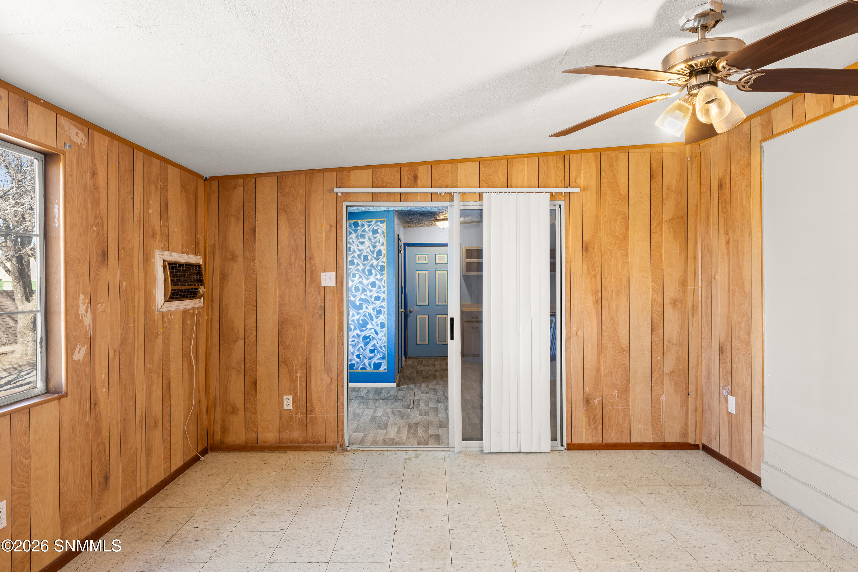 719-N-Zinc-MLS-Camera-Guy-39