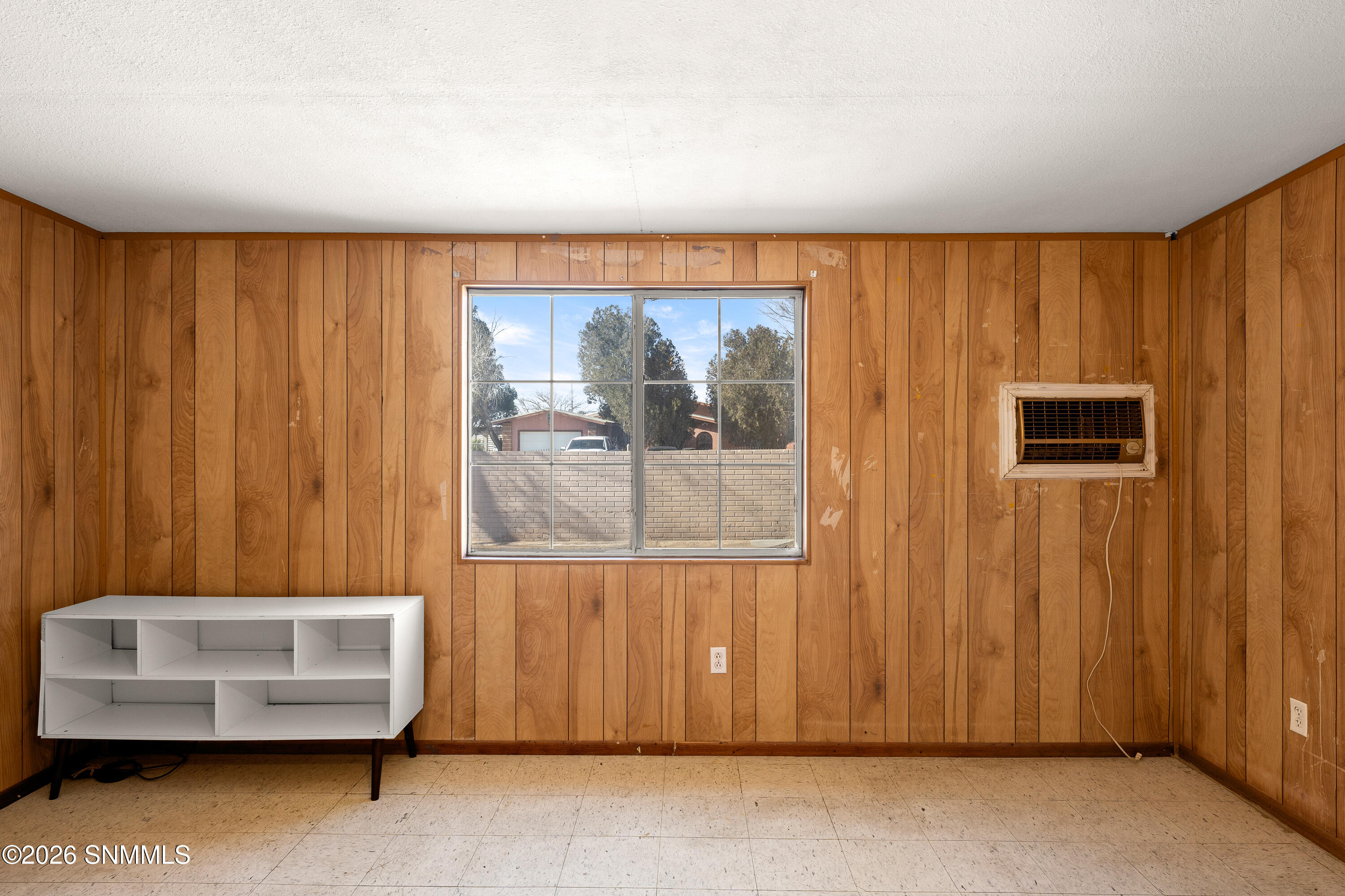 719-N-Zinc-MLS-Camera-Guy-40