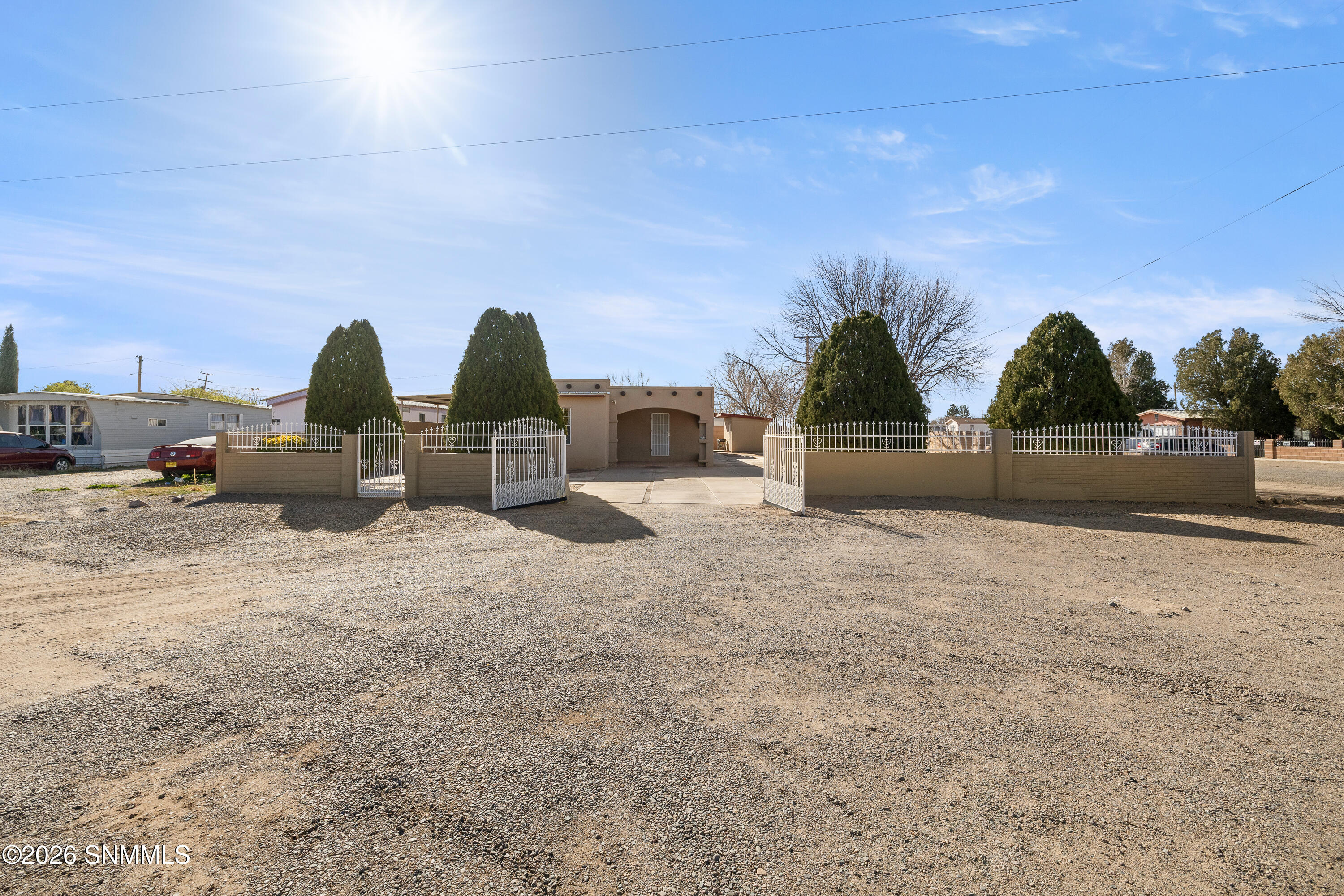 719-N-Zinc-MLS-Camera-Guy-5