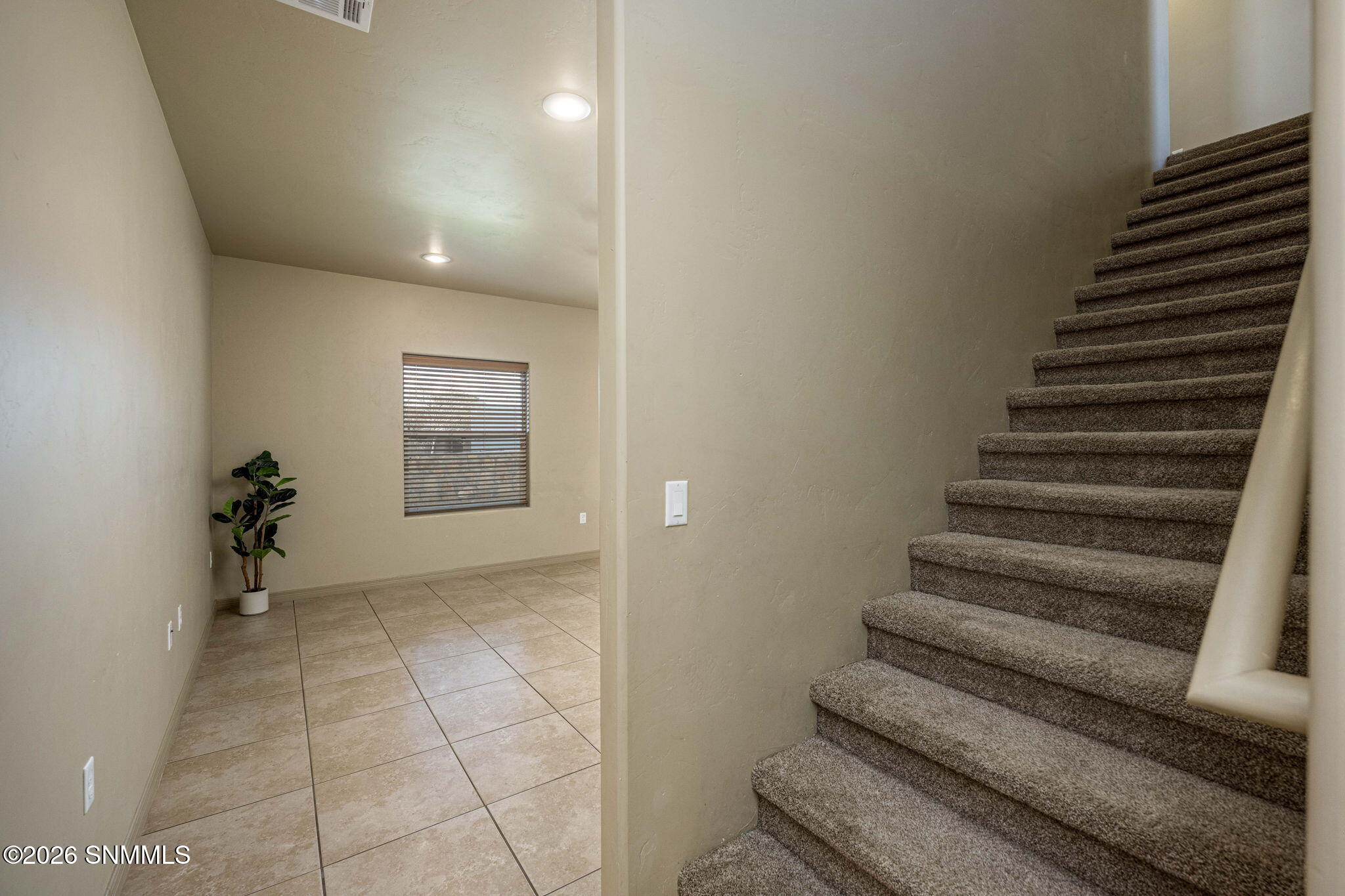 5-web-or-mls-Snappin Homes (Malaga4357)-
