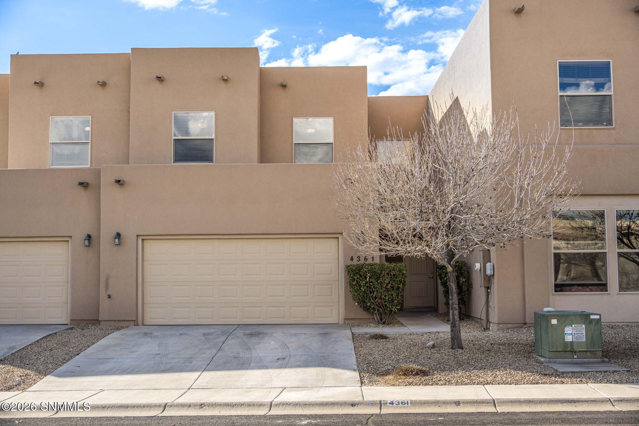 4361 Malaga St Daylight