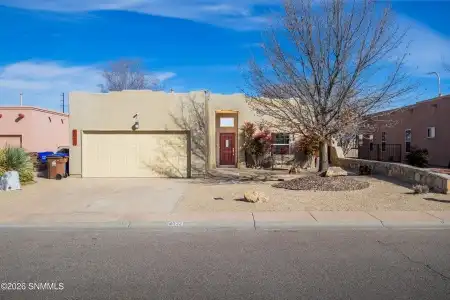 4032 Calle De Estrellas, Las Cruces, New Mexico 88012, 3 Bedrooms Bedrooms, ,2 BathroomsBathrooms,Residential Lease,For Rent,Calle De Estrellas,2600471