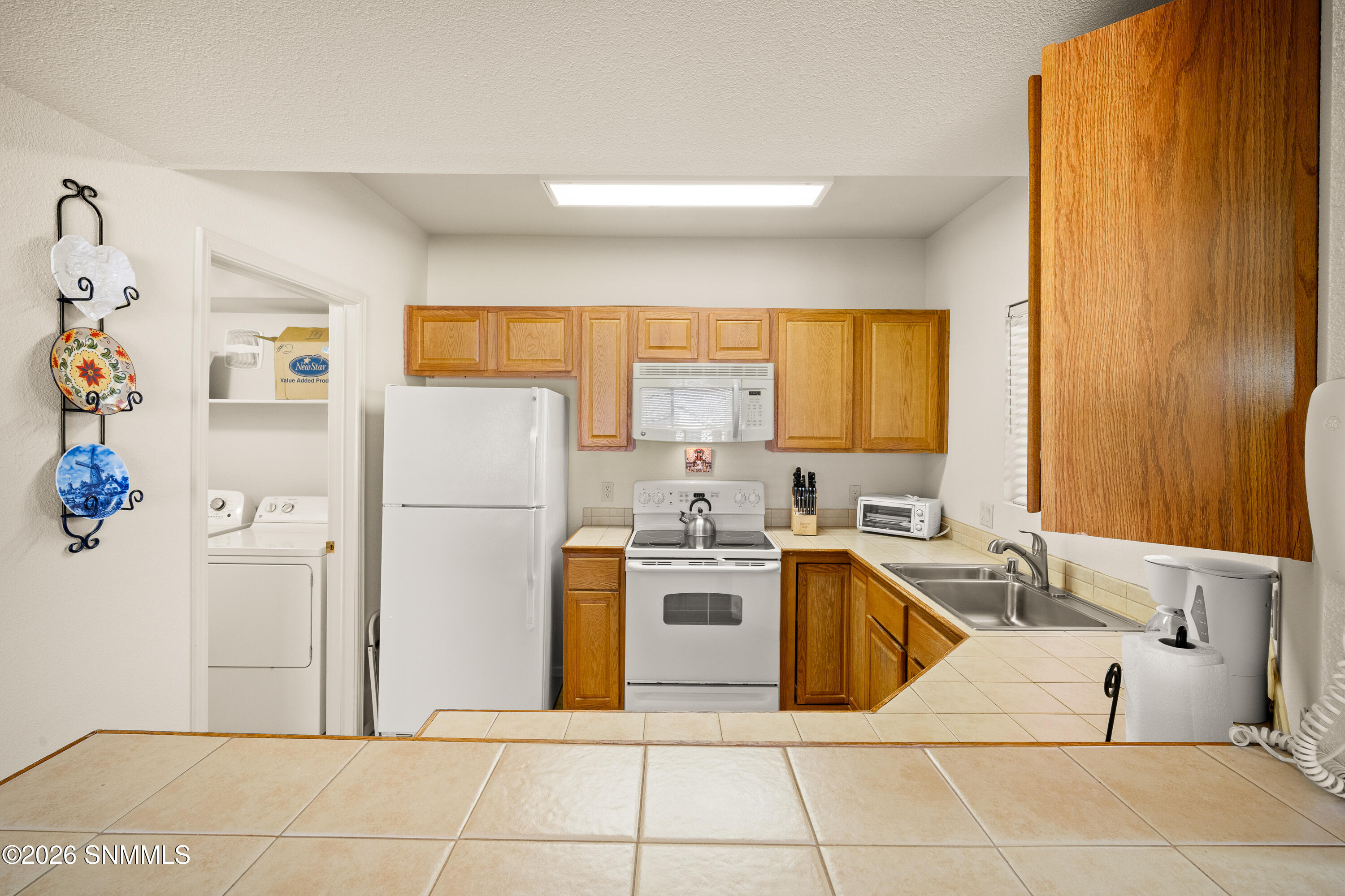 3650-Morningstar-#2306-MLS-Camara-Guy-10