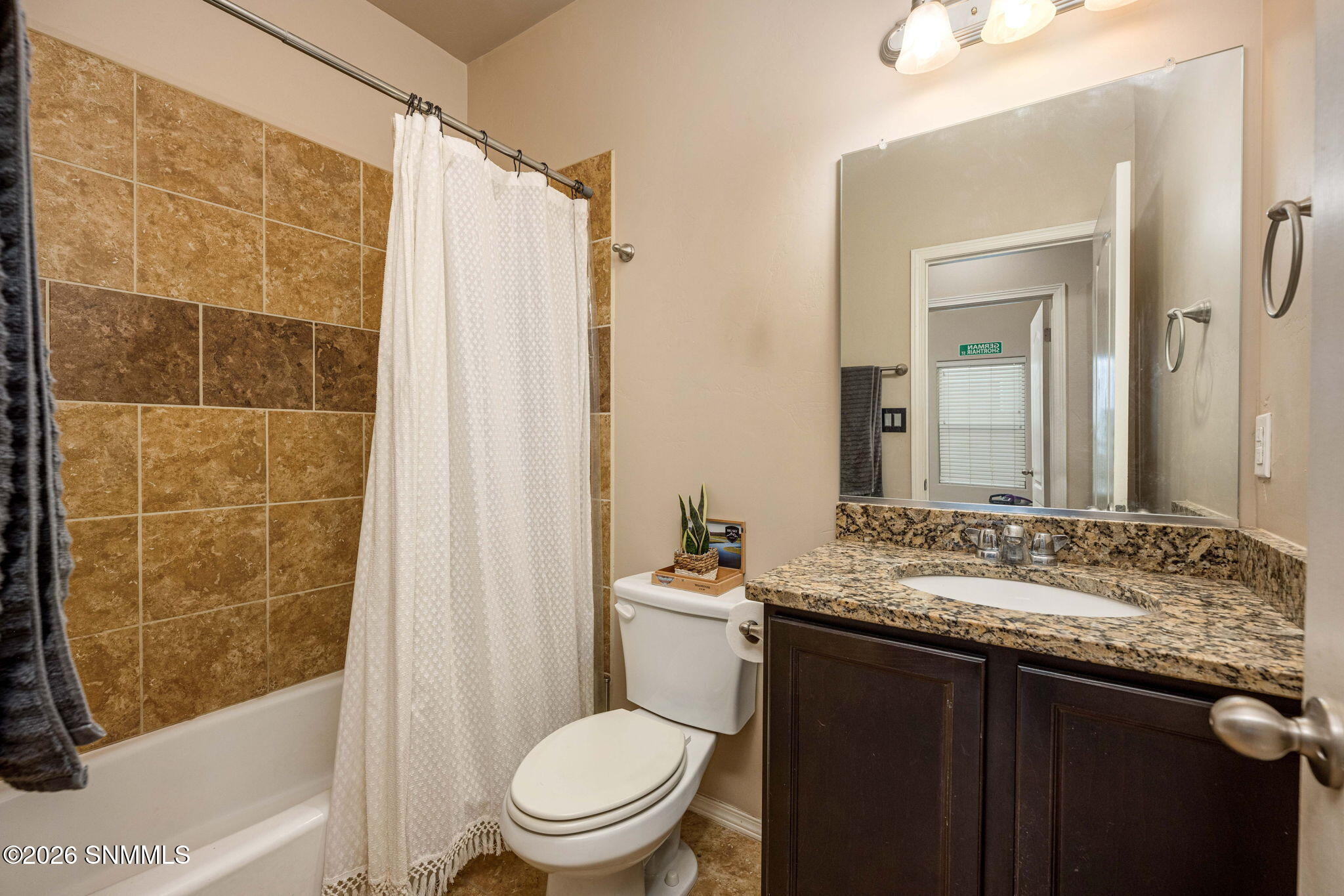 20-web-or-mls-Snappin Homes (Borroughs28