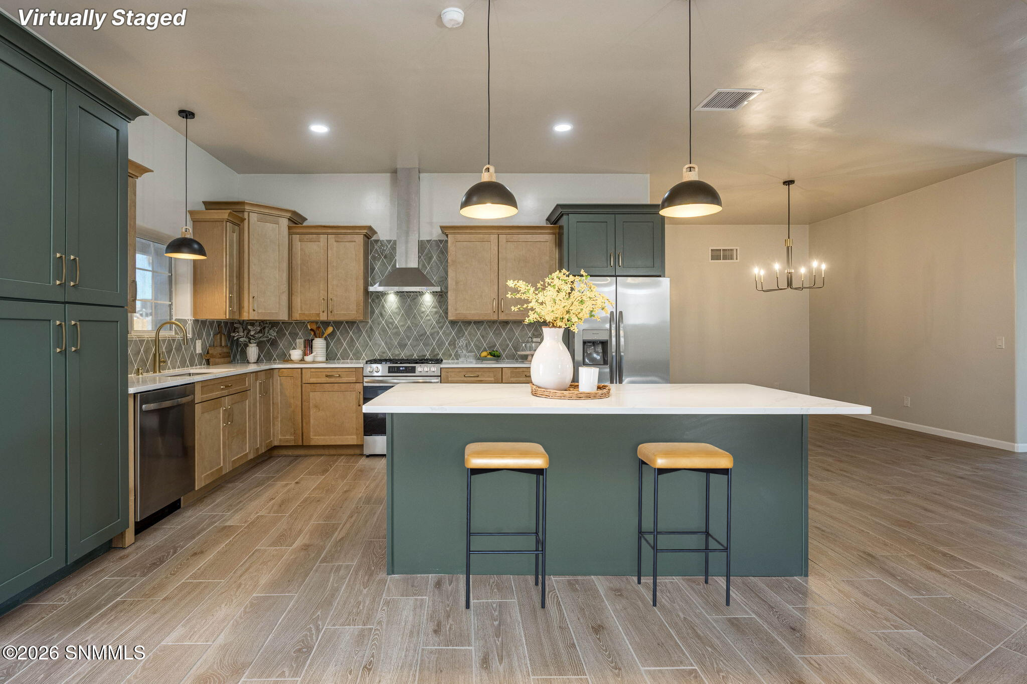 watermark_Property_E53E_17-web-or-mls-Sn