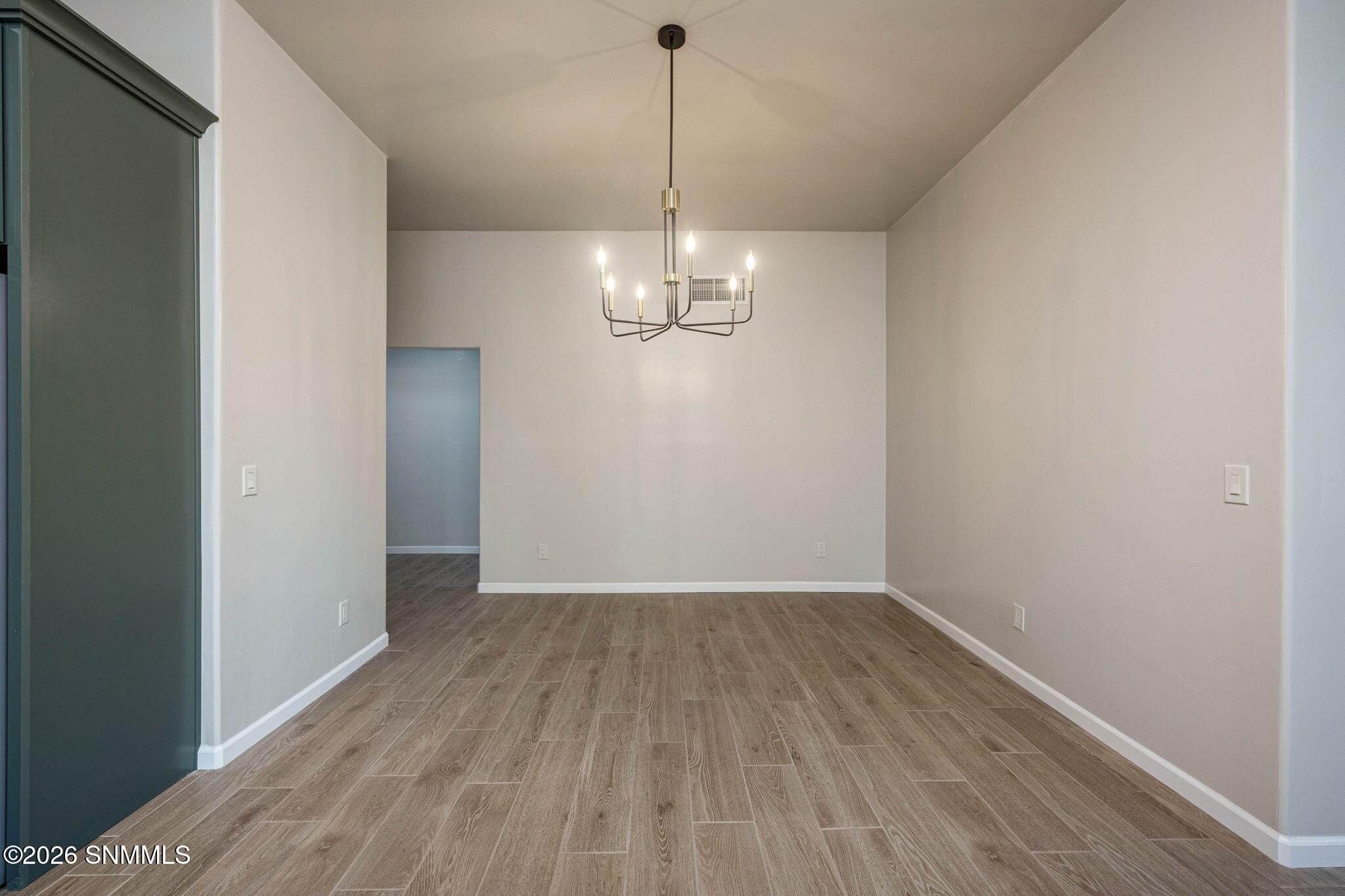 22-web-or-mls-Snappin Homes (ChalkMounta