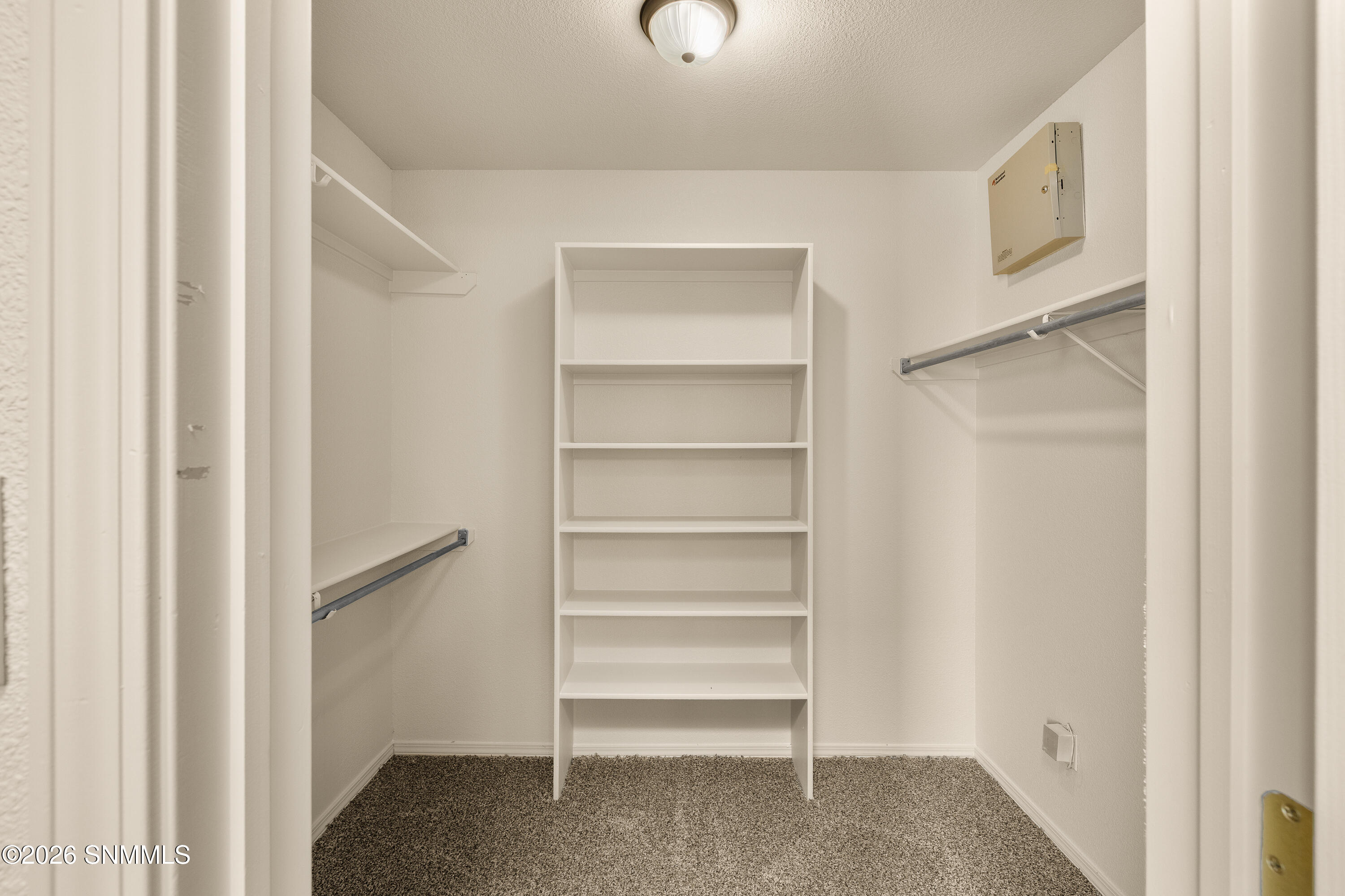 4701-Rio-Vista-MLS-Camera-Guy-17