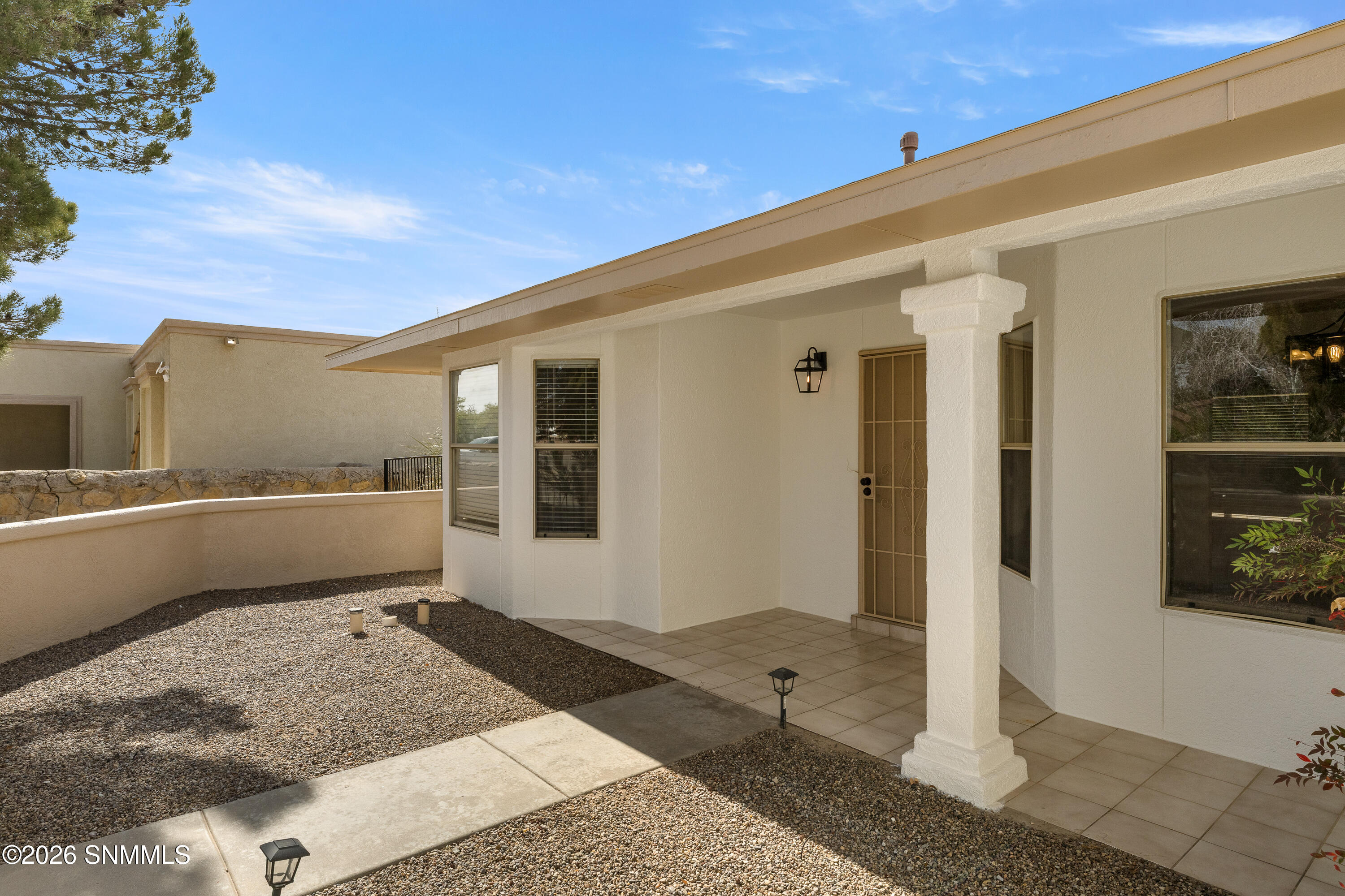 4701-Rio-Vista-MLS-Camera-Guy-4