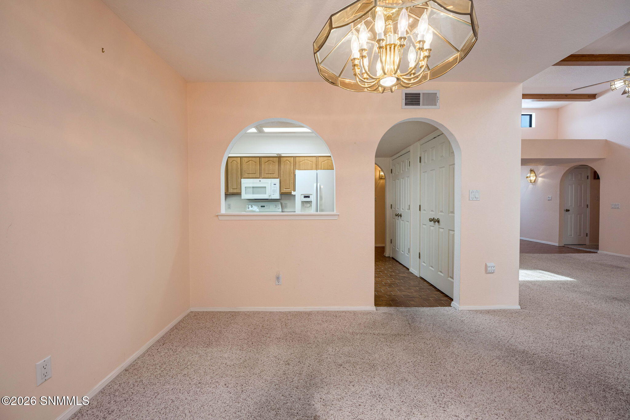 12-web-or-mls-Snappin Homes (Frontier219